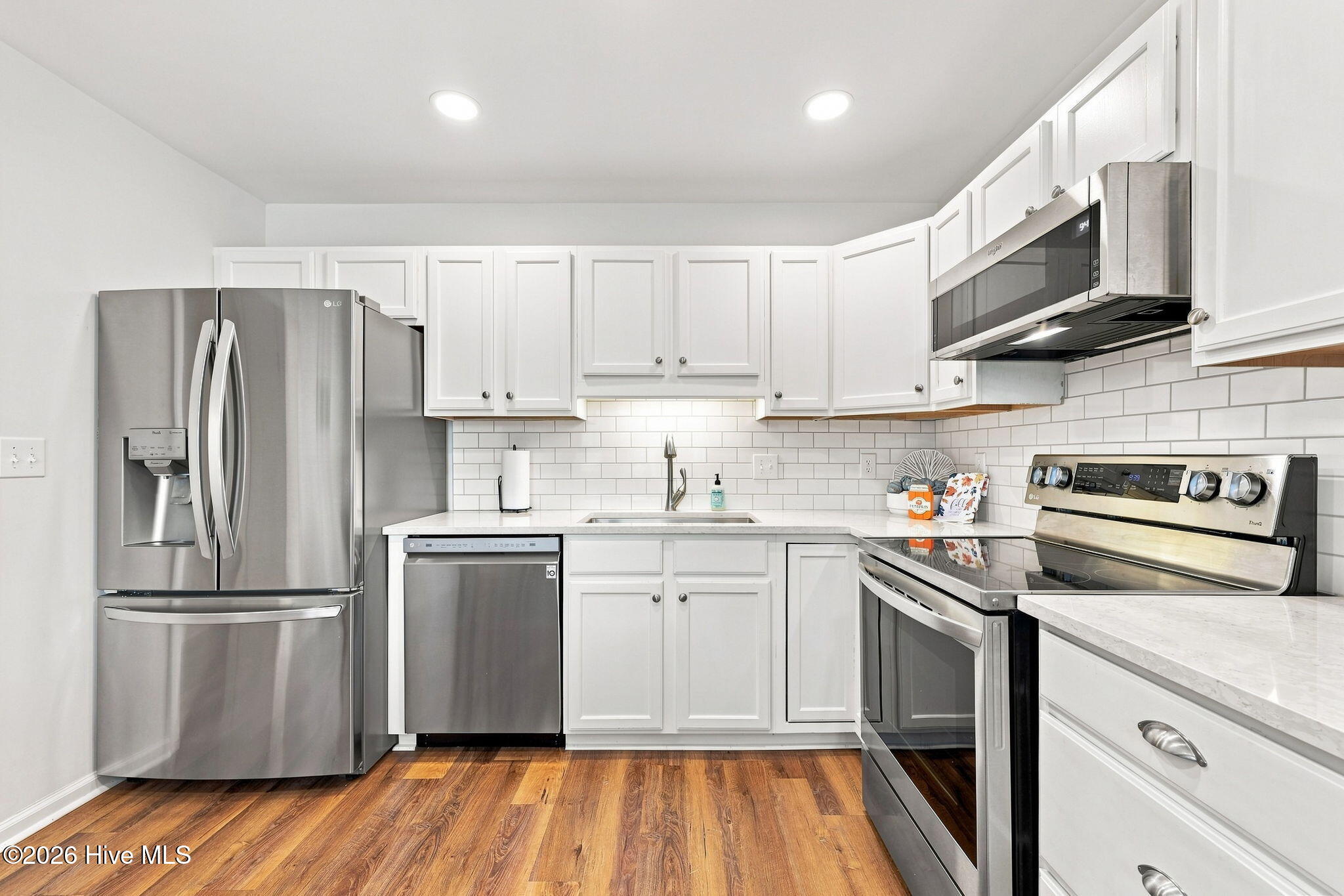 property viewer photo 5