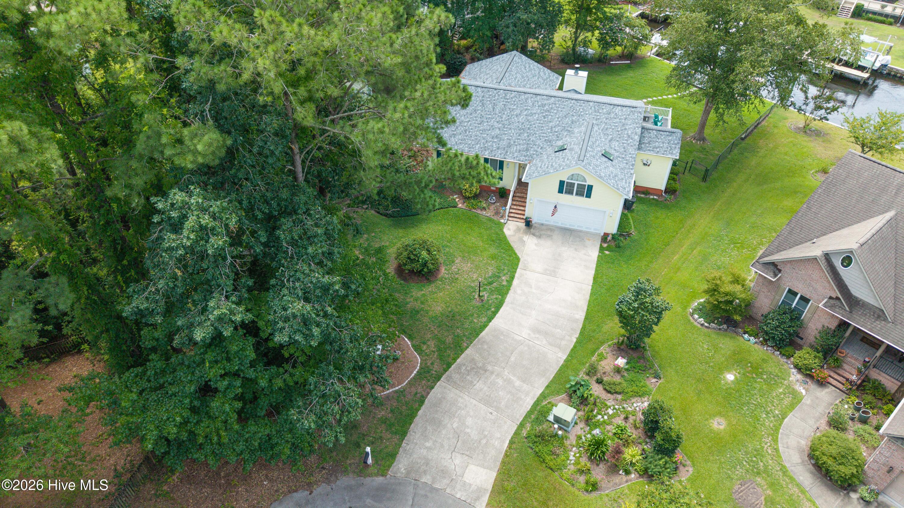 main property photo 45