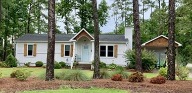 image of property with 3 Bed | 3 Bath | 1,221 Sqft