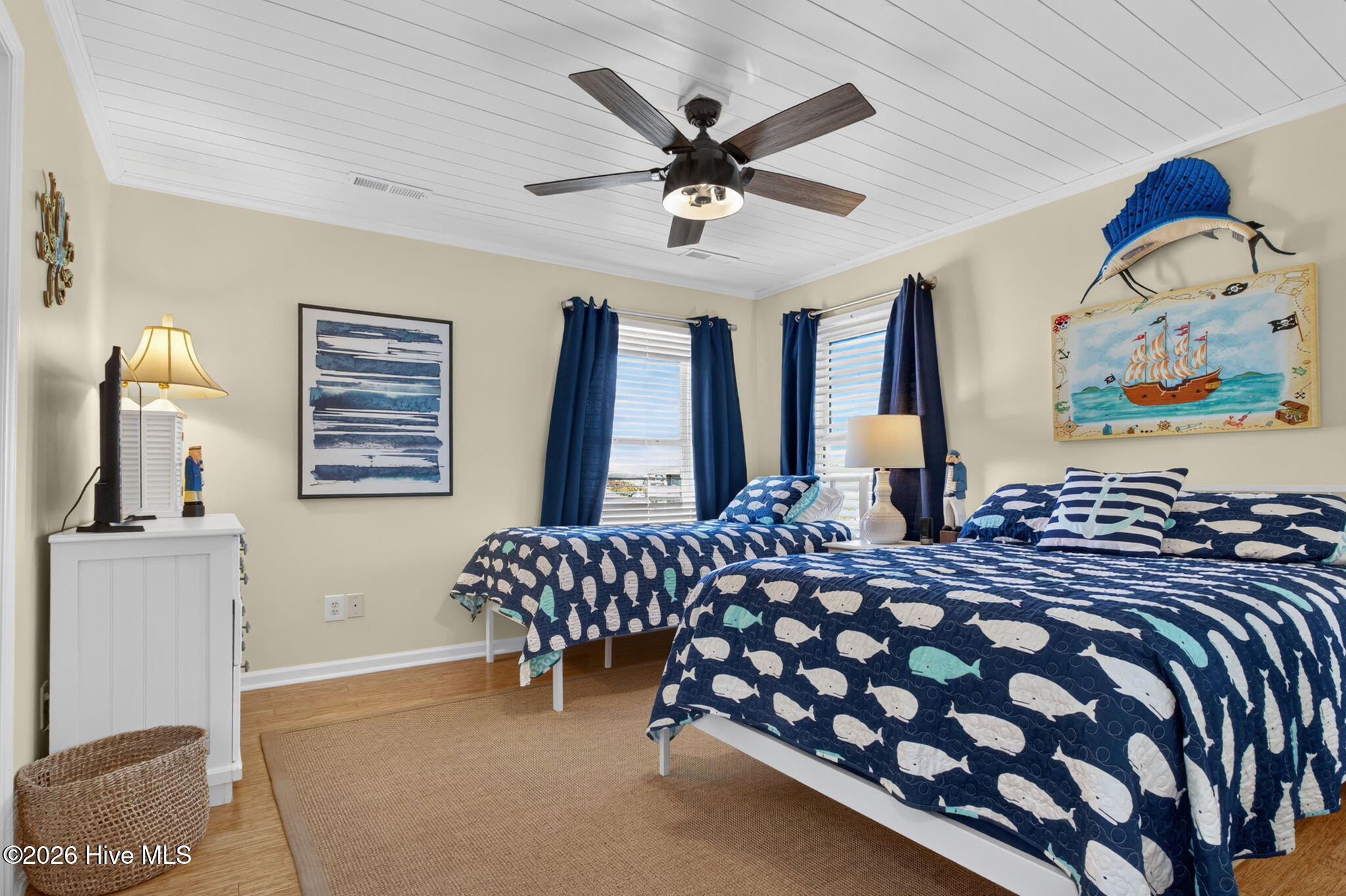 main property photo 34