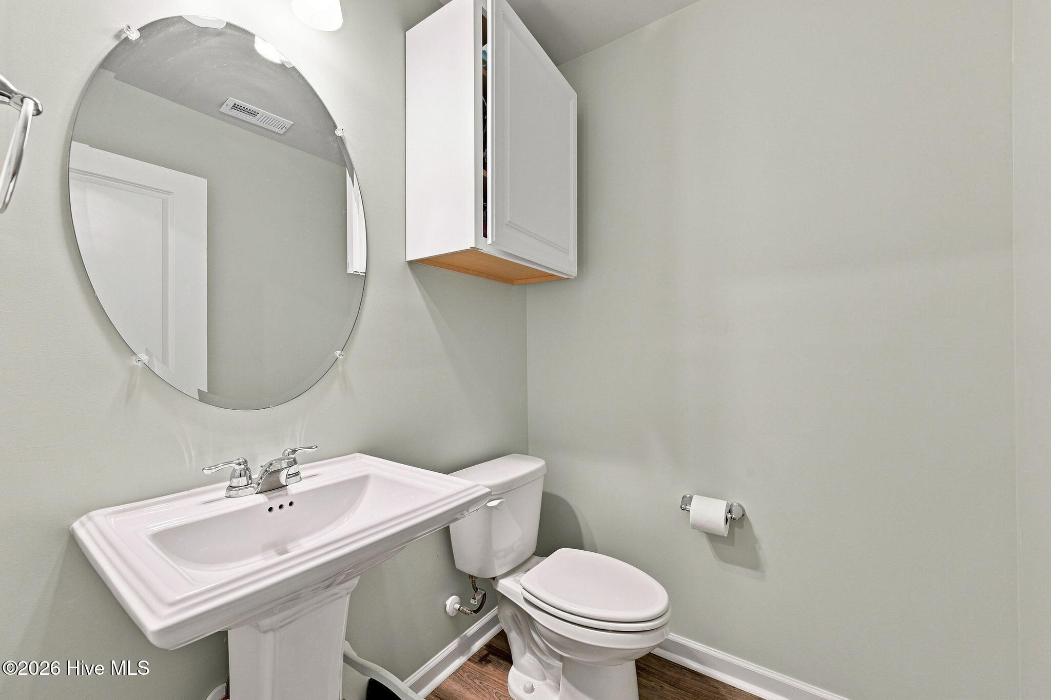 main property photo 28