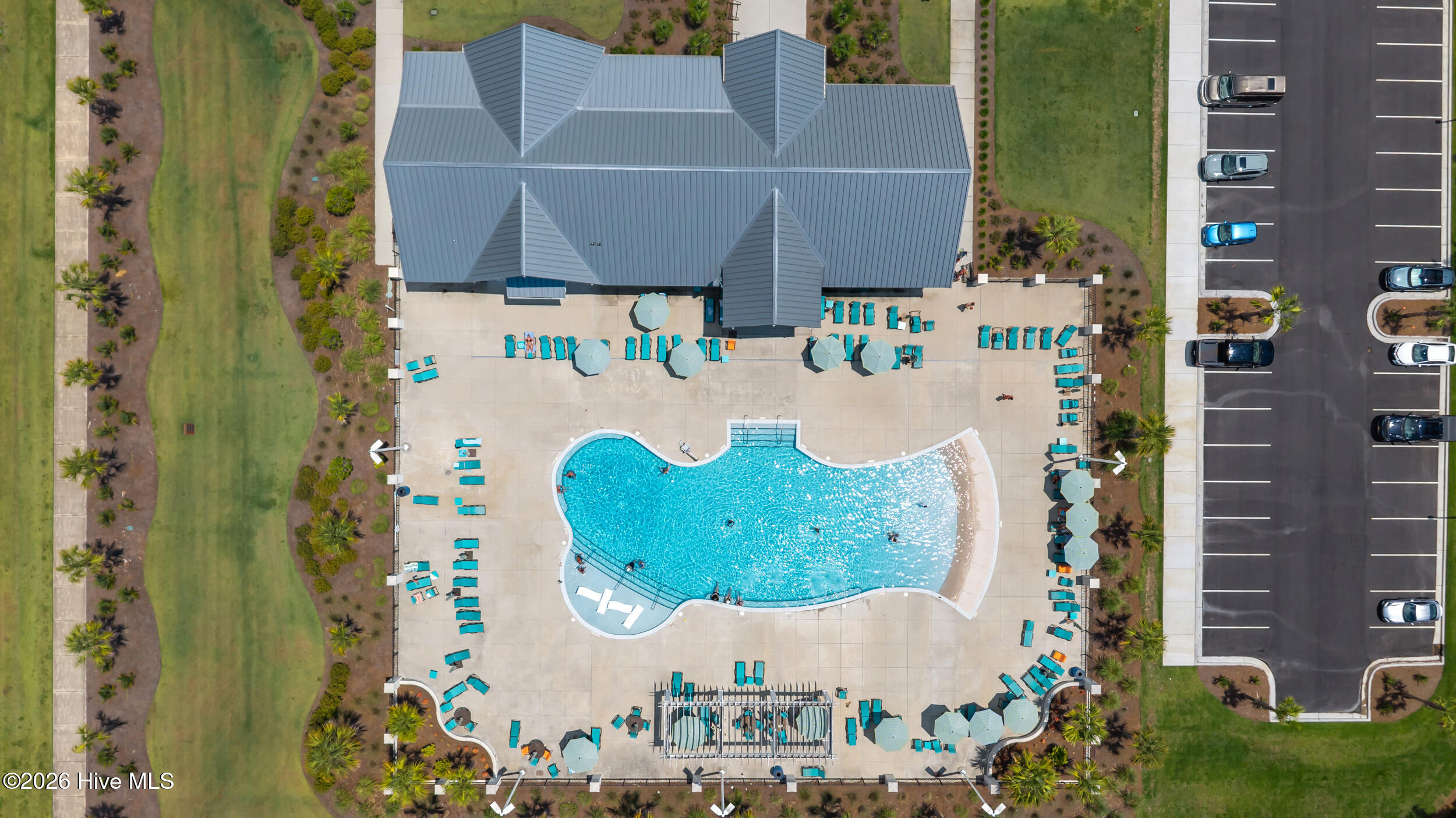 main property photo 45