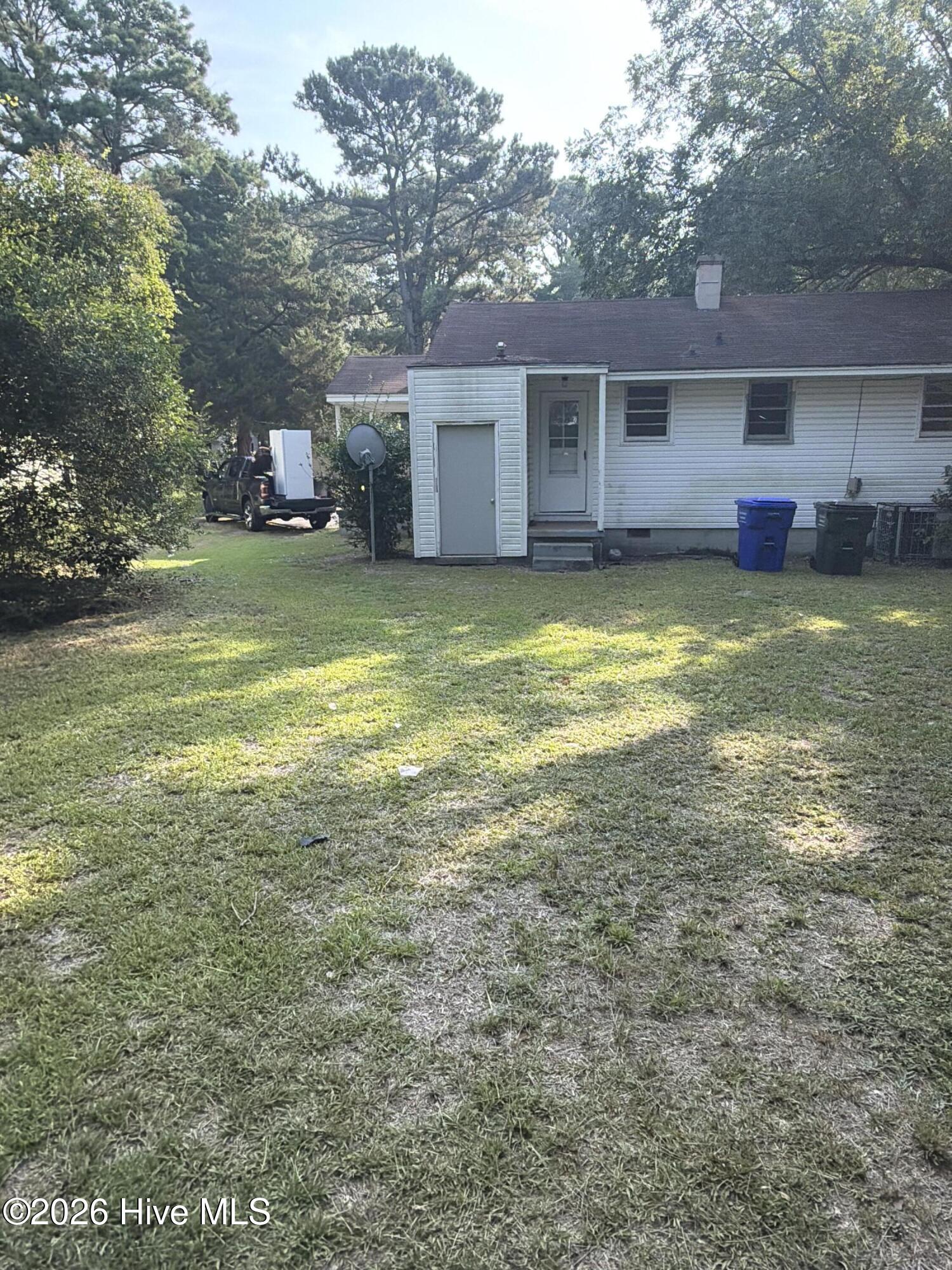 main property photo 5