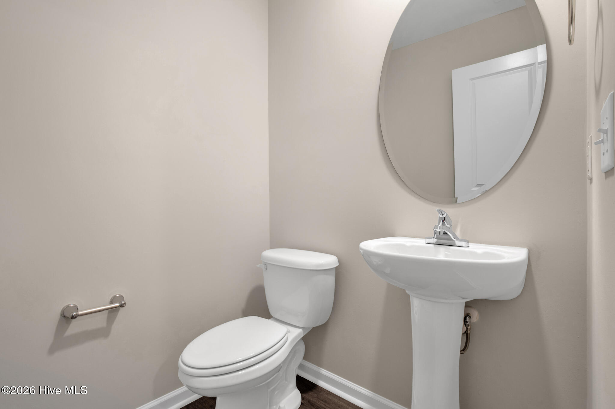 main property photo 19