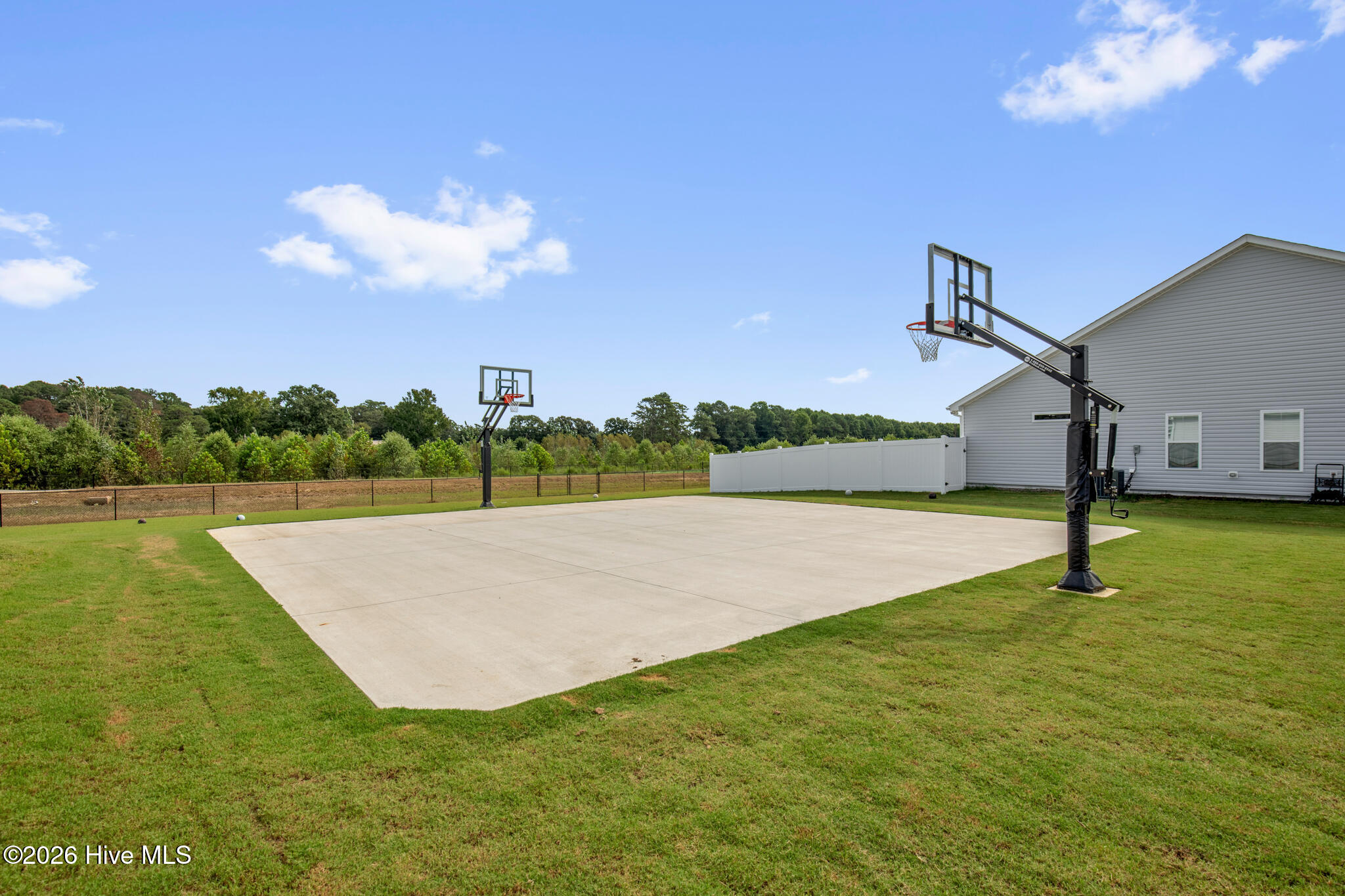 main property photo 46