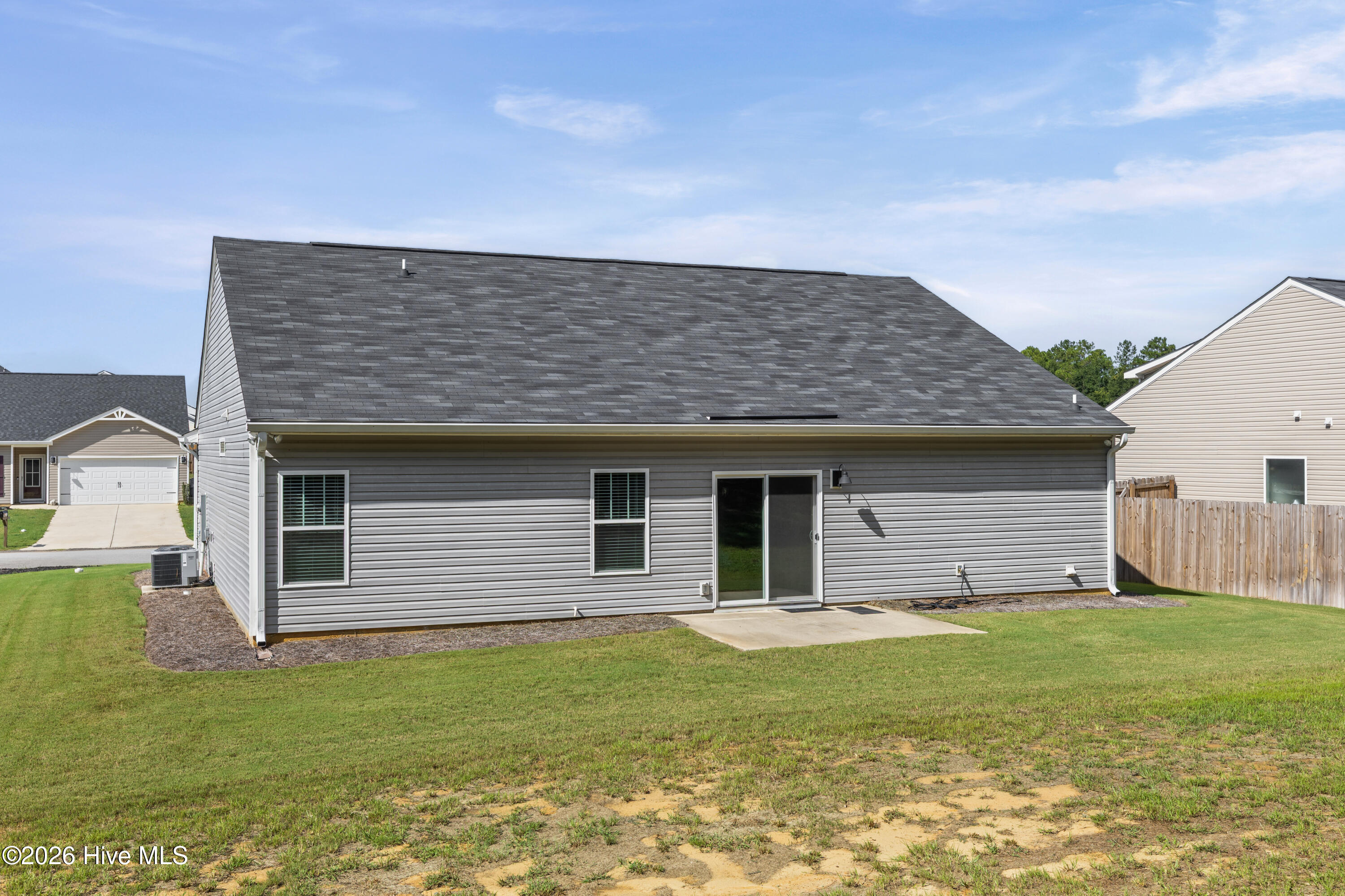 main property photo 22