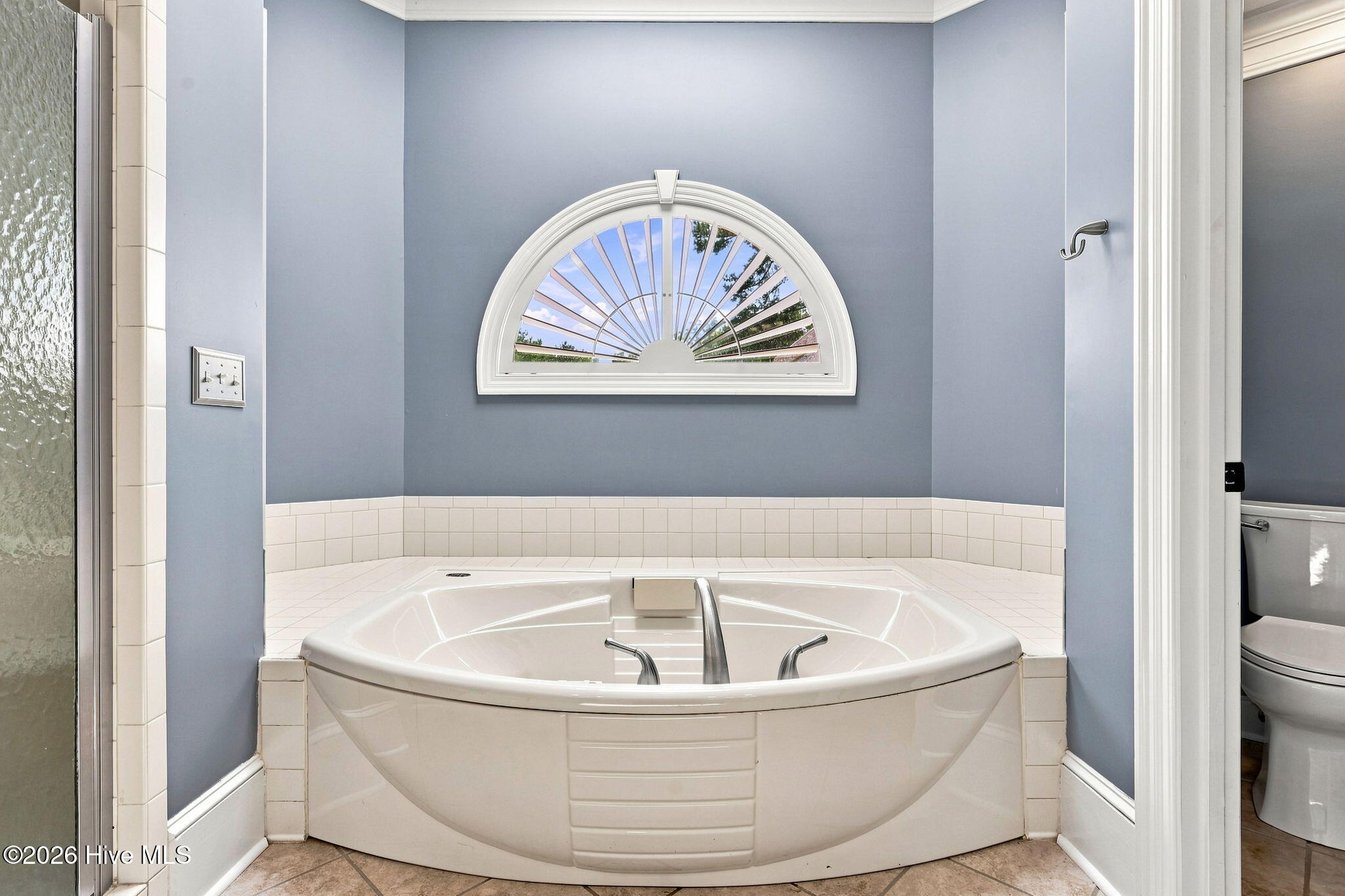 main property photo 12