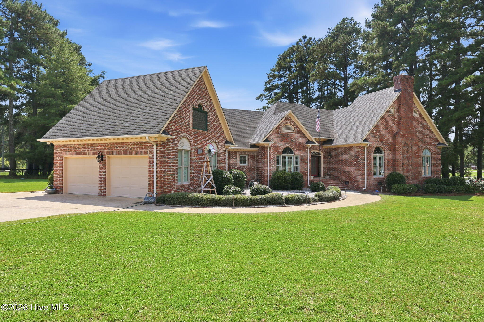 main property photo 2