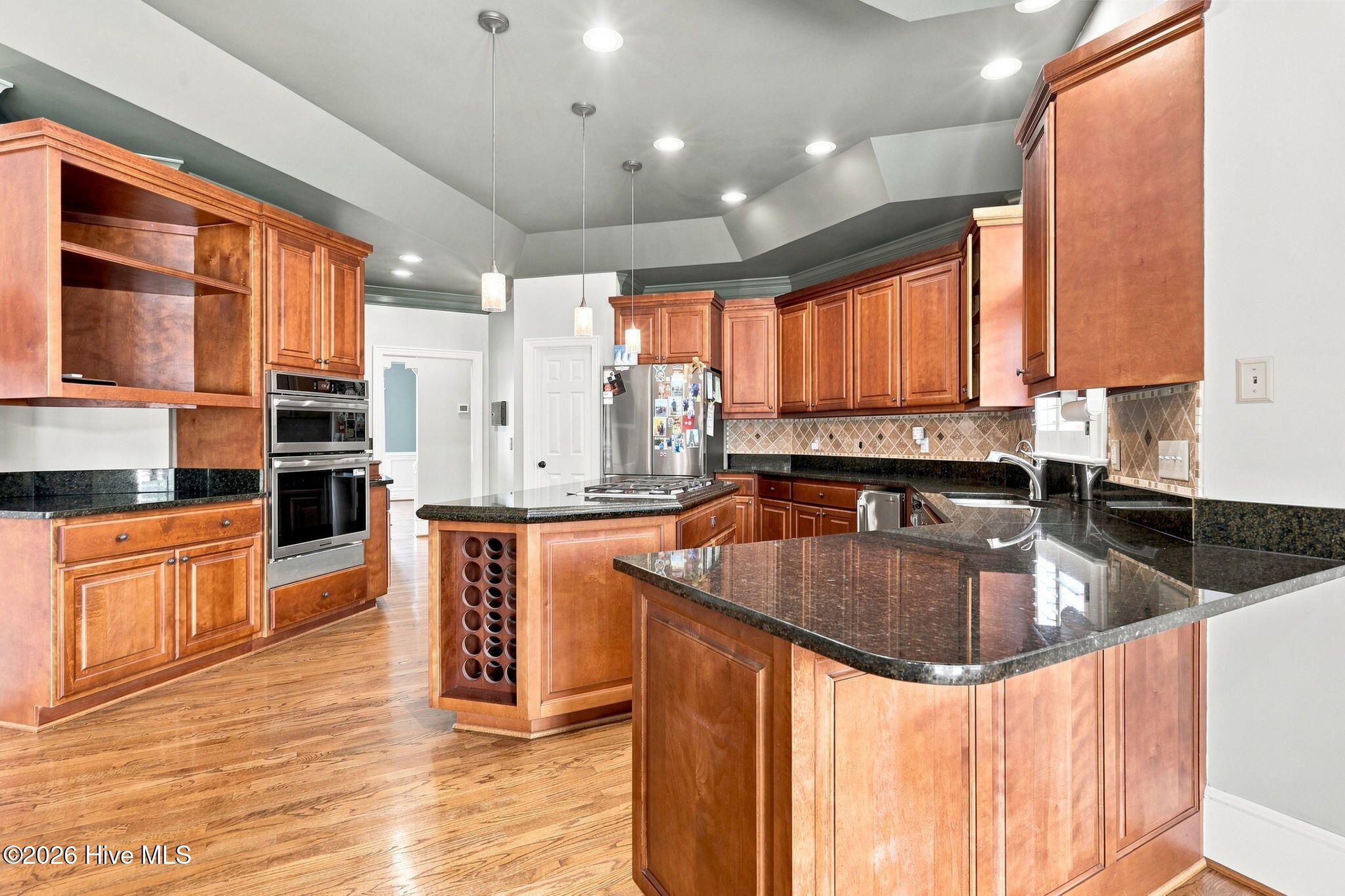 main property photo 25