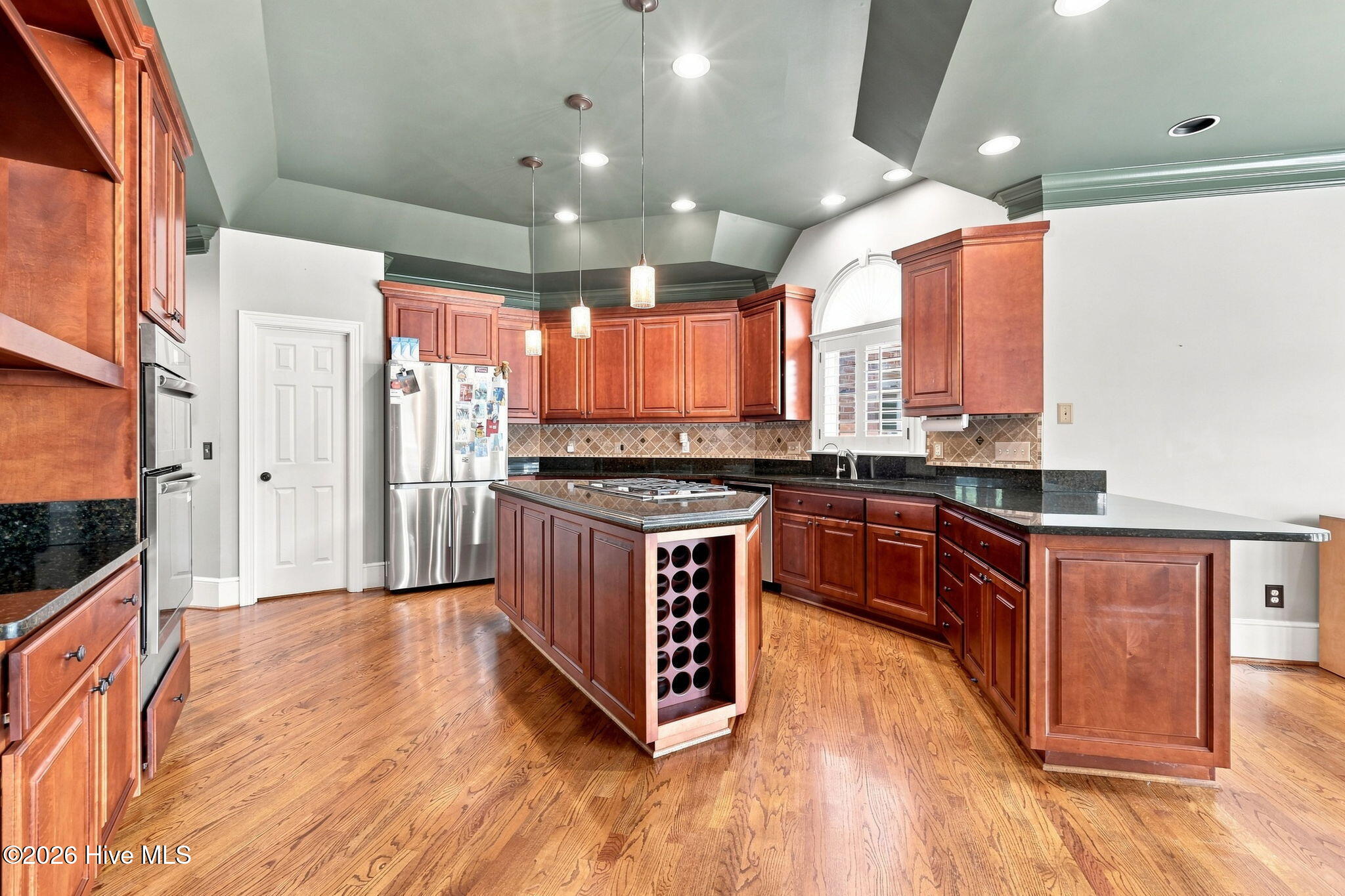 main property photo 26