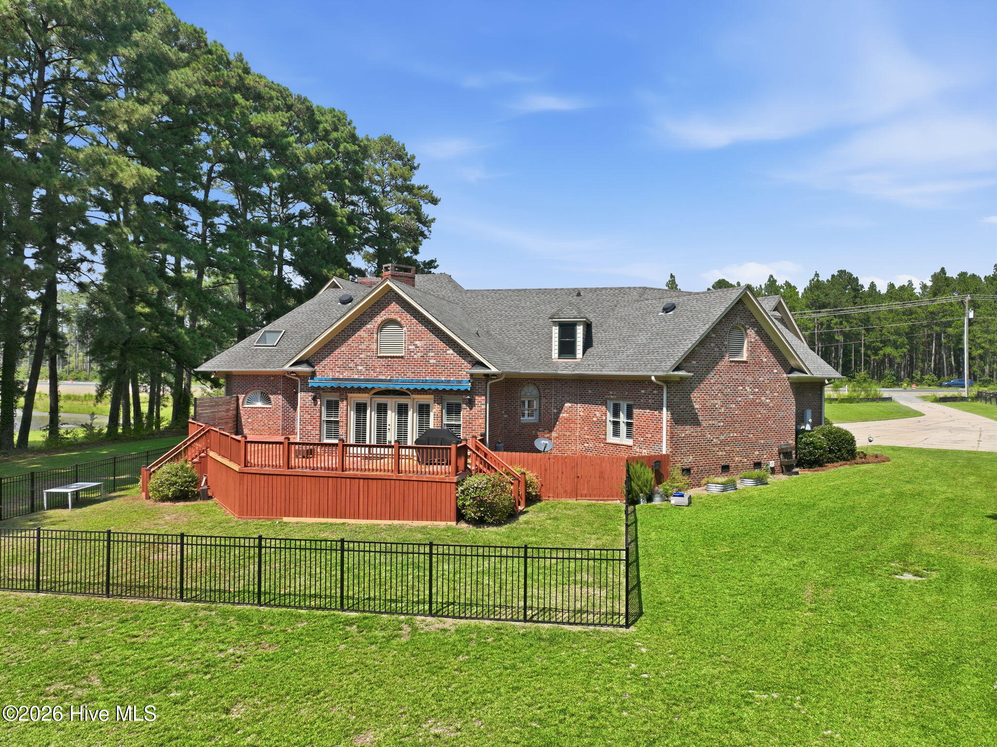 main property photo 58