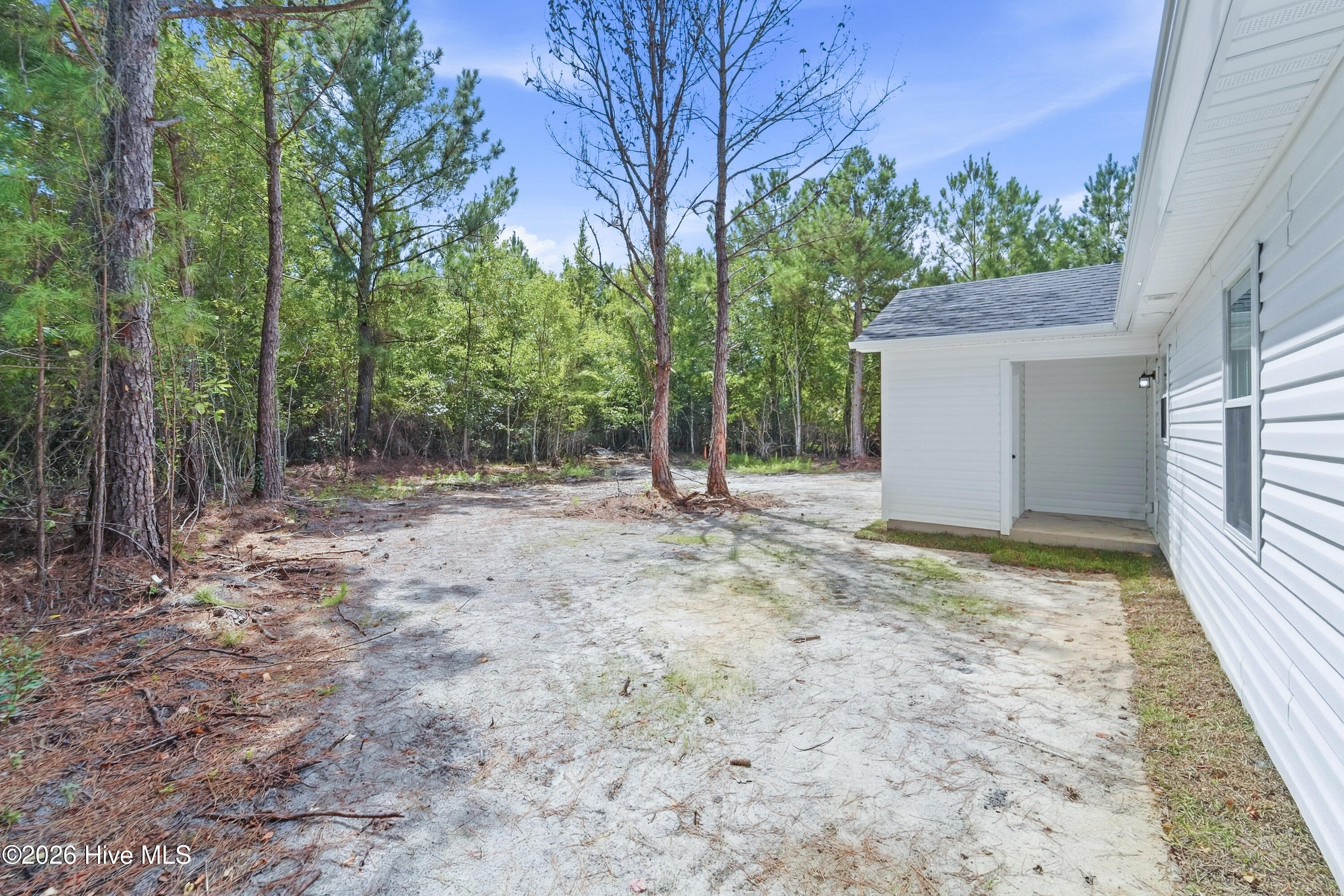 main property photo 18
