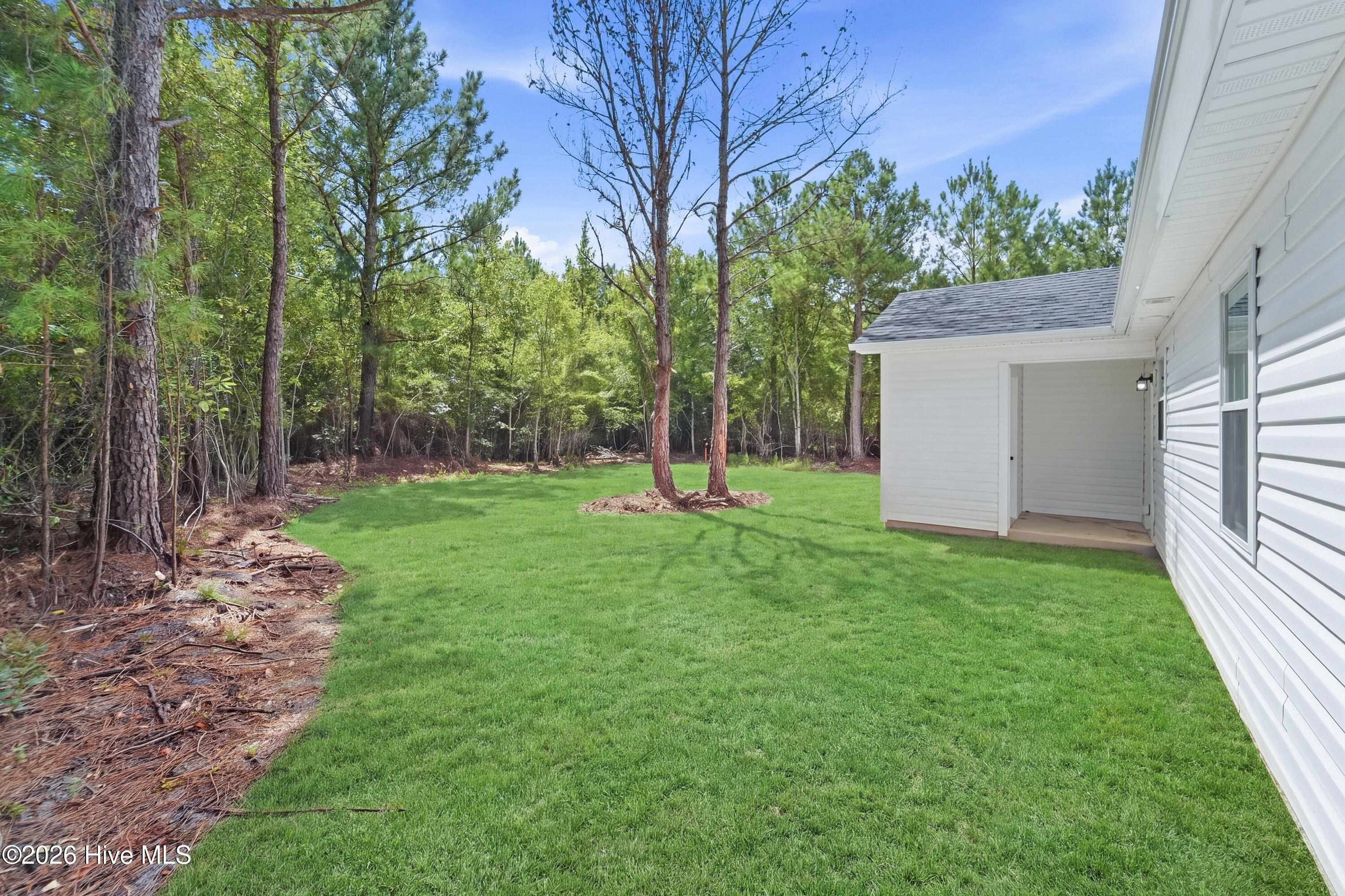 main property photo 19
