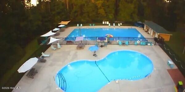 main property photo 40