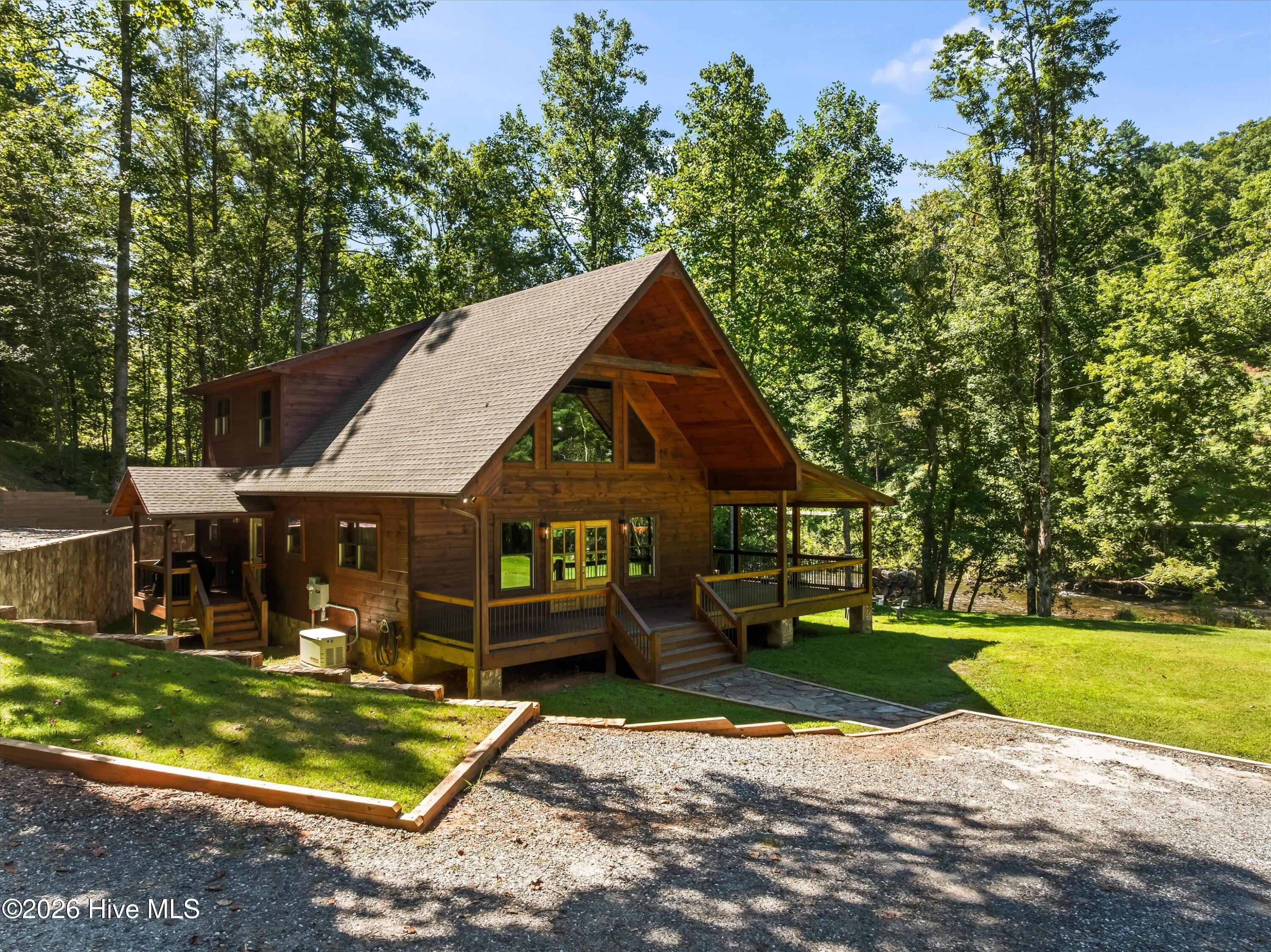main property photo 44