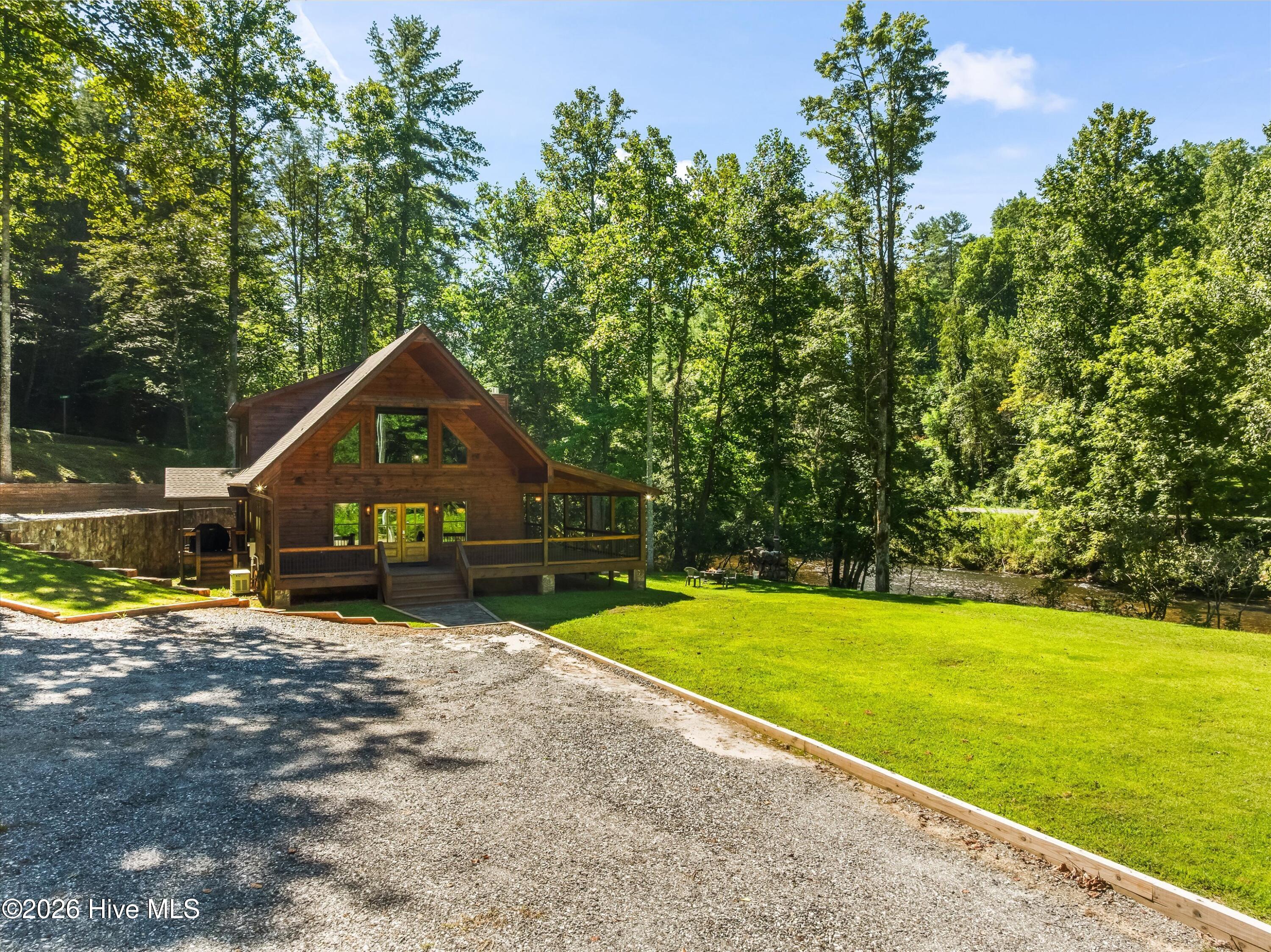 main property photo 45