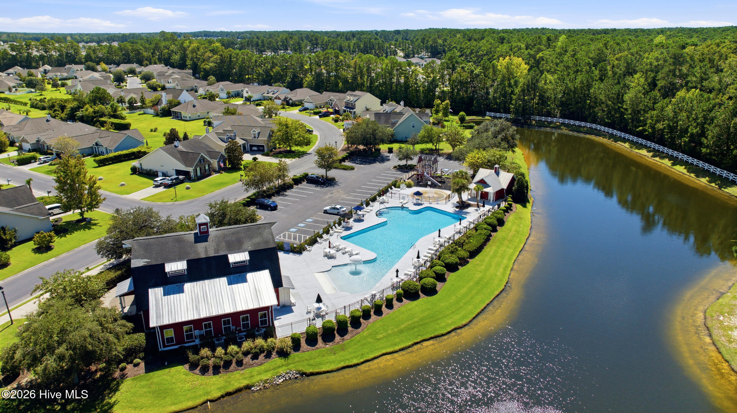 main property photo 40