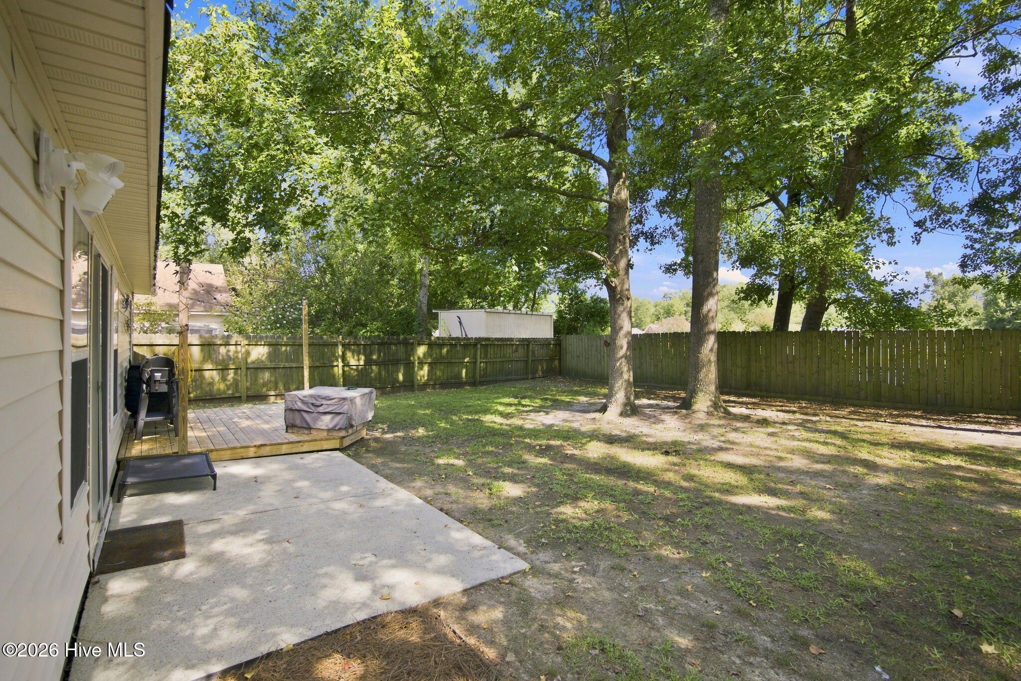main property photo 35