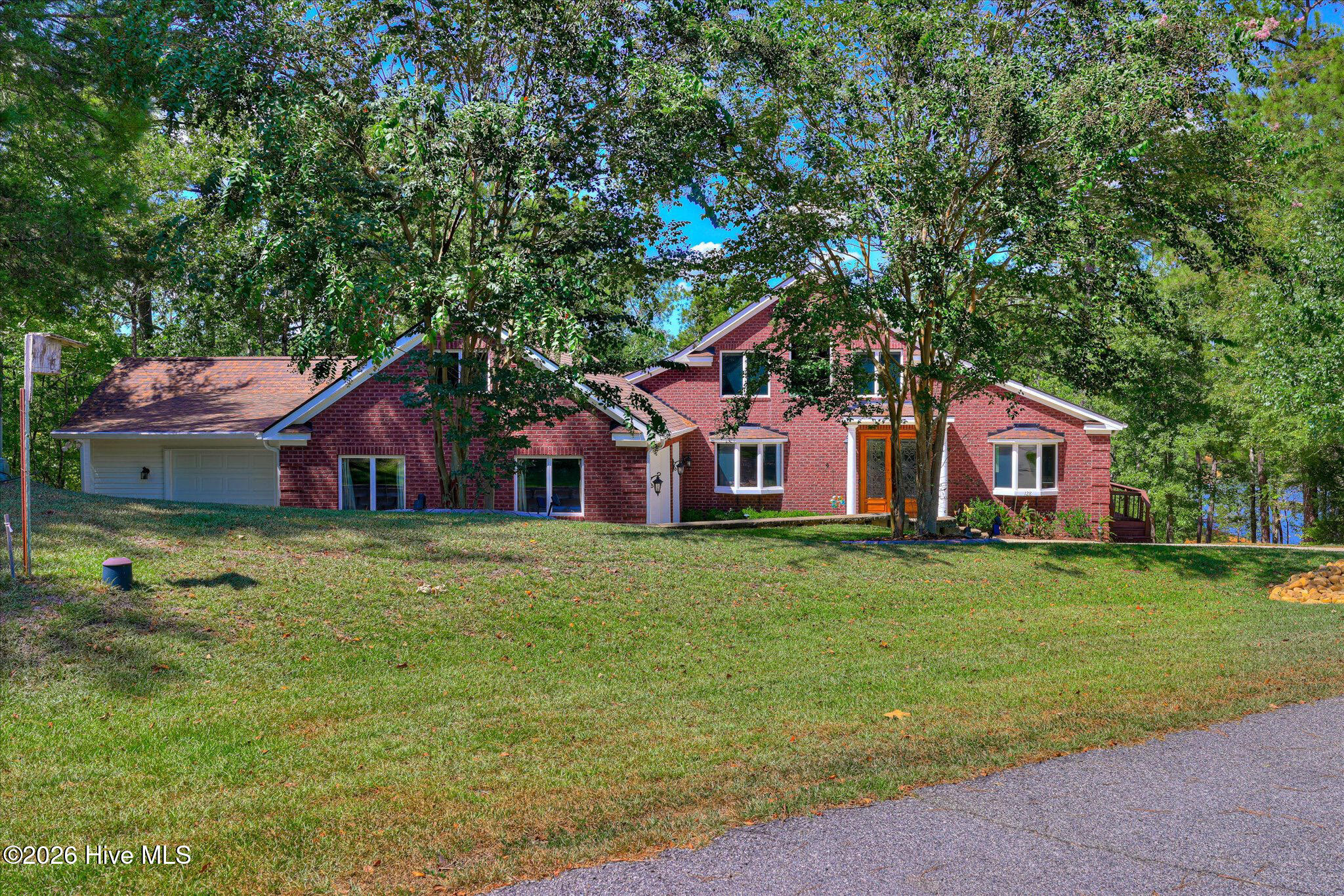 main property photo 0