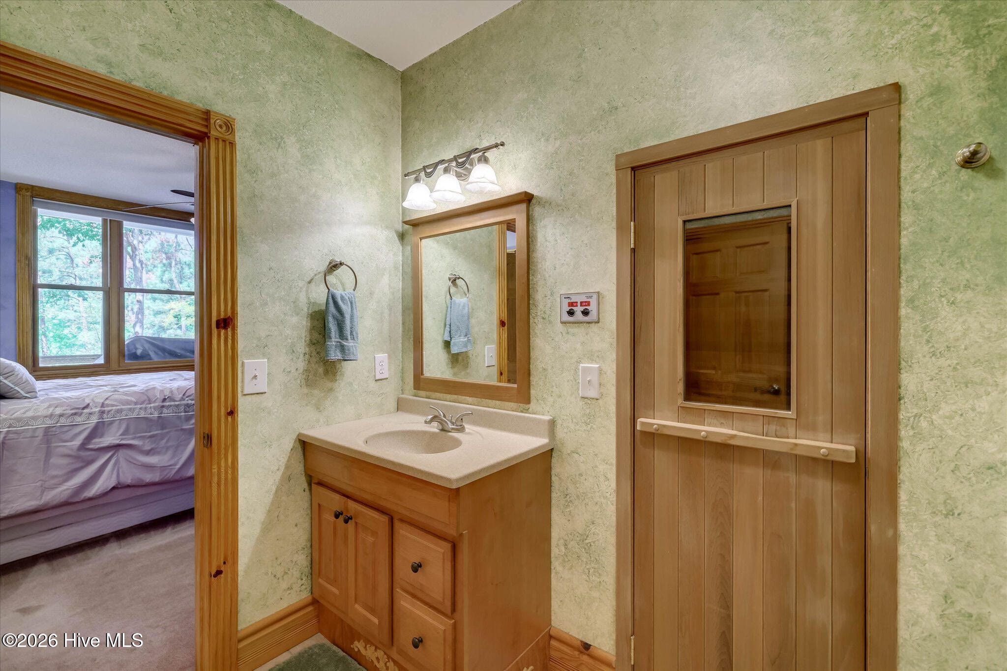 main property photo 70