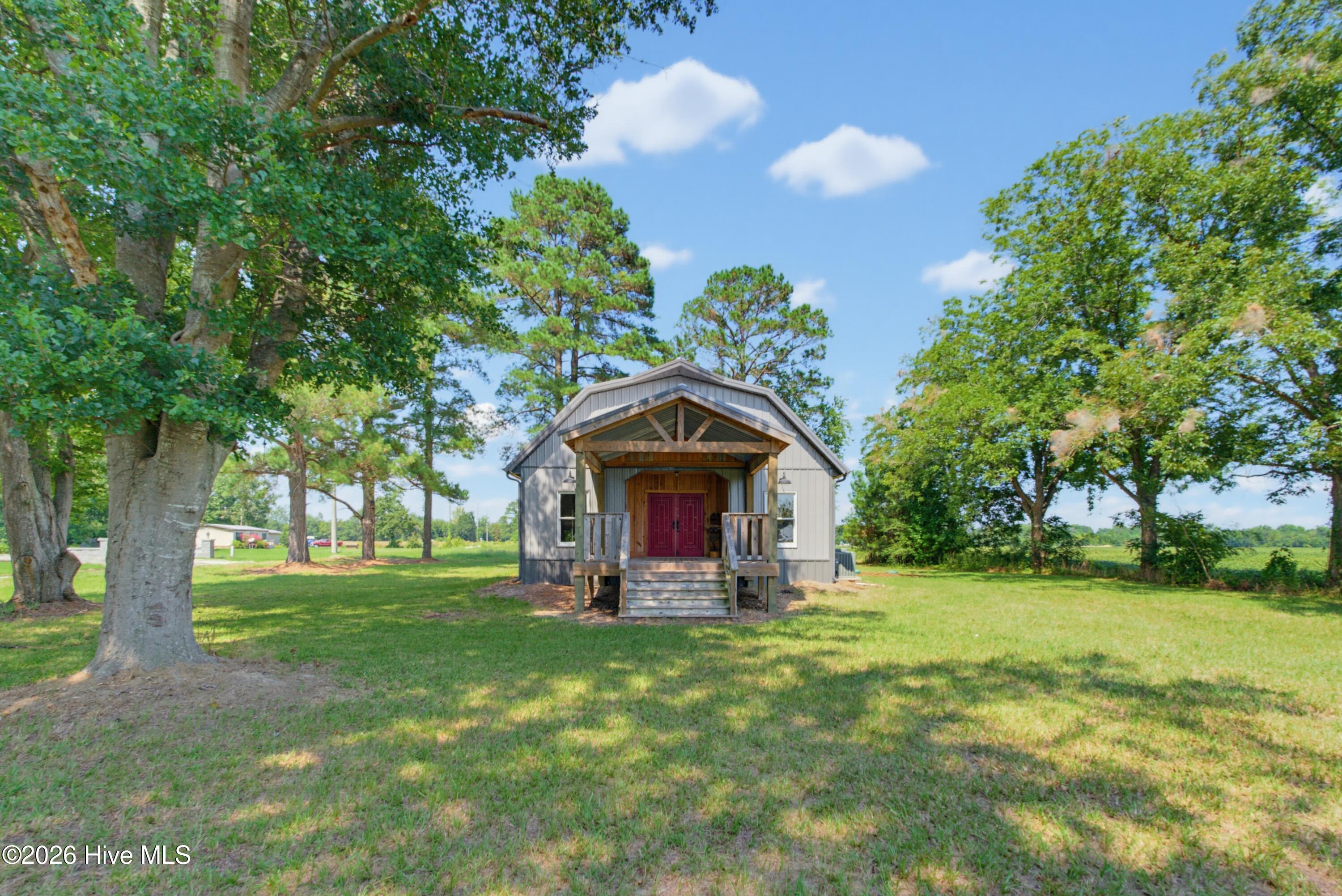main property photo 29