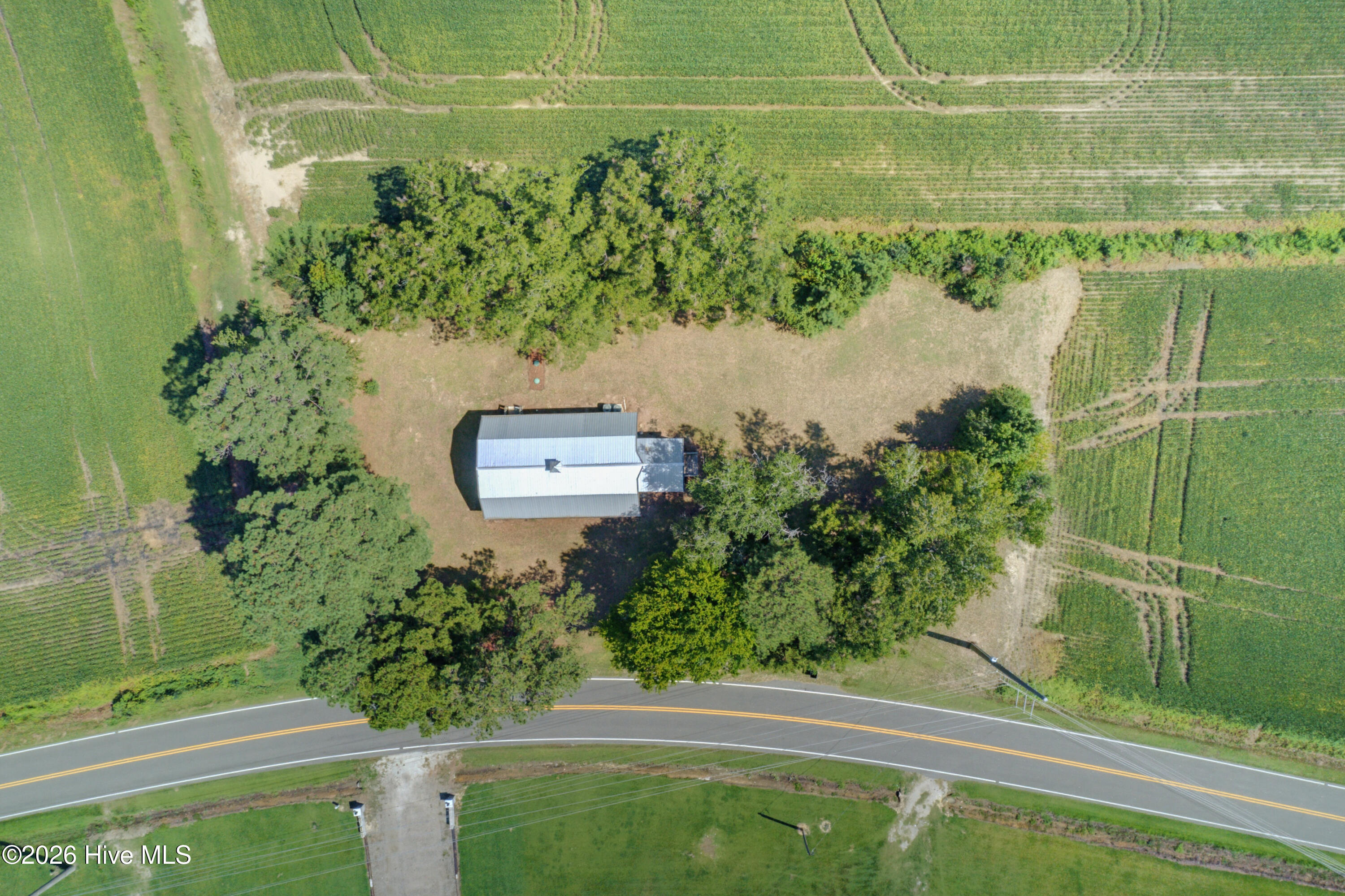 main property photo 25