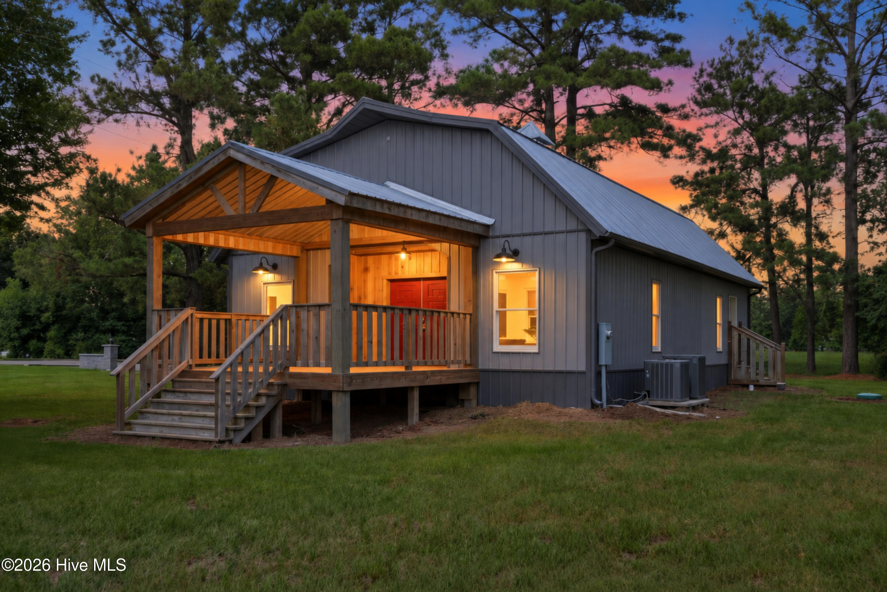 main property photo 30