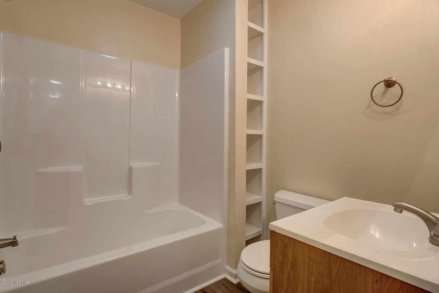 property viewer photo 3