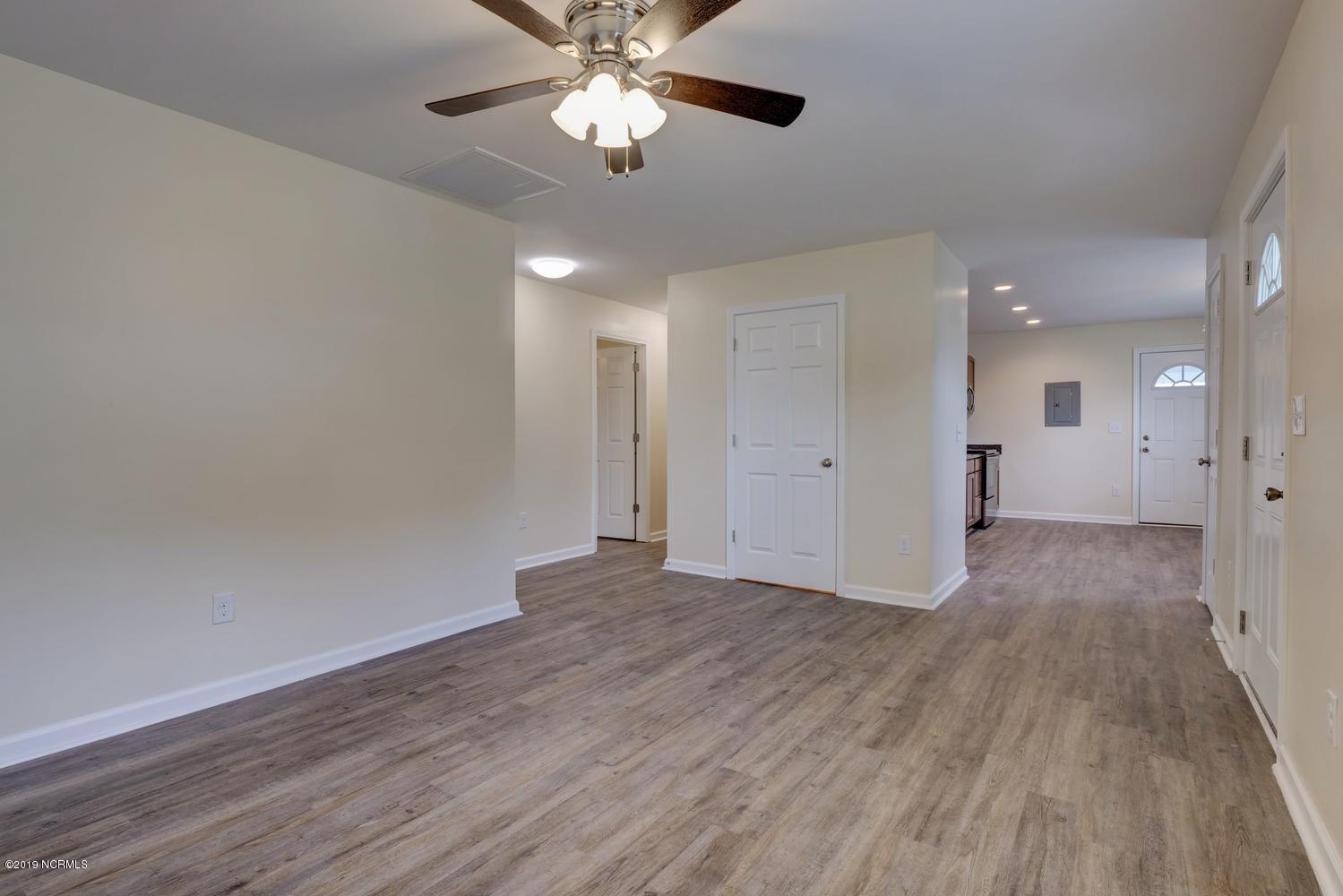 property viewer photo 4