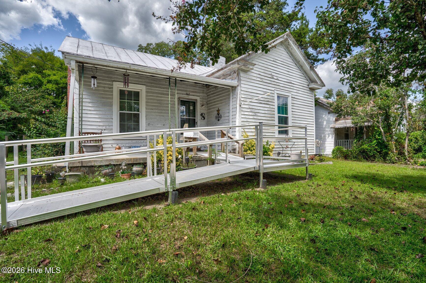 main property photo 1