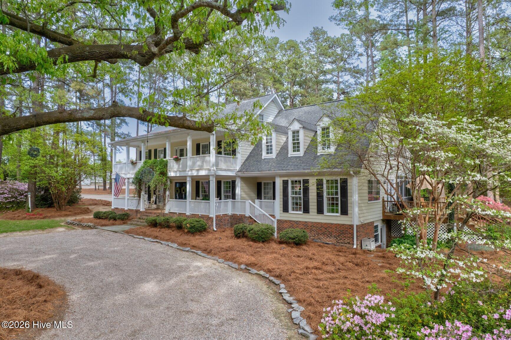 main property photo 3