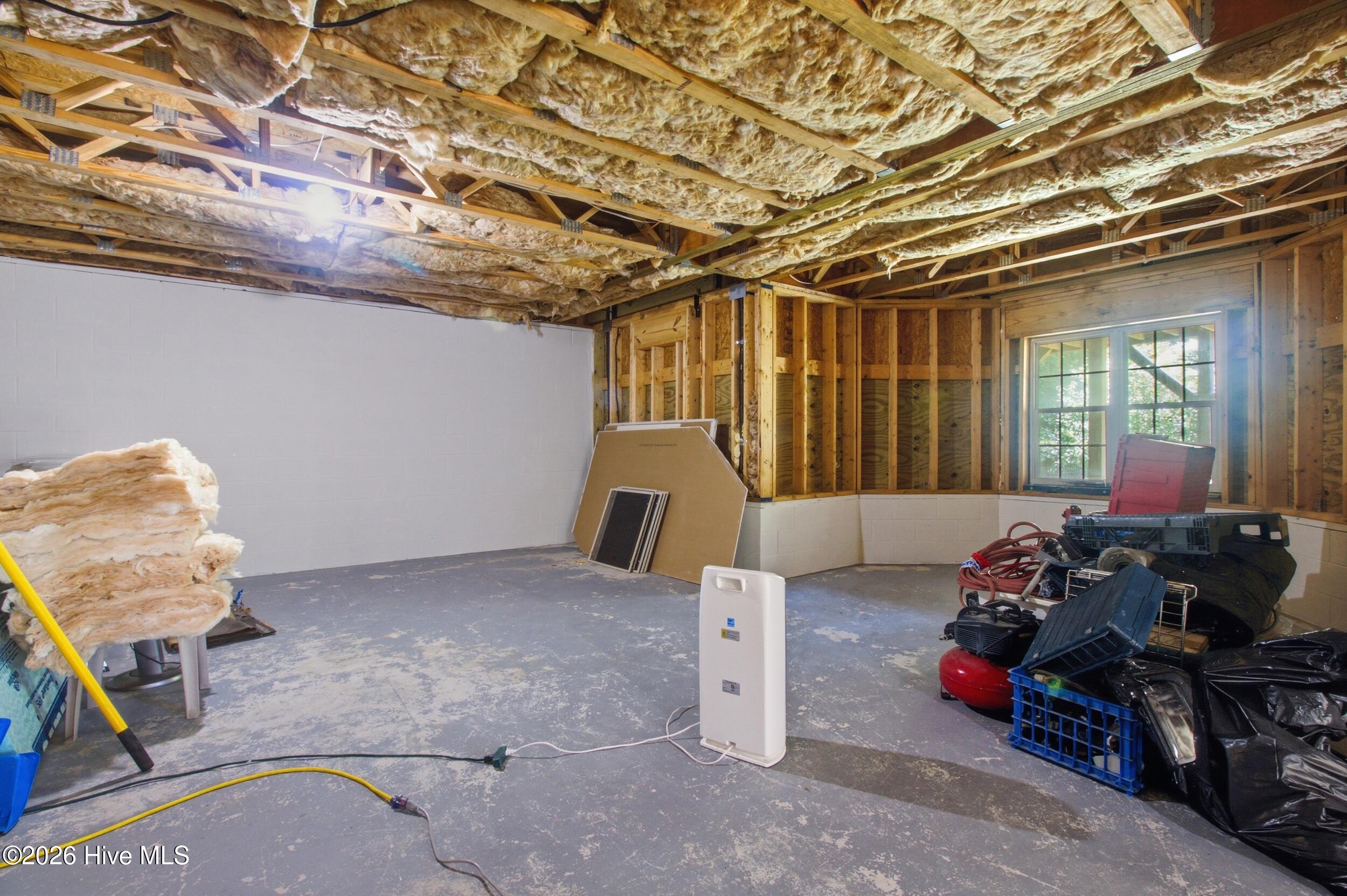 main property photo 60