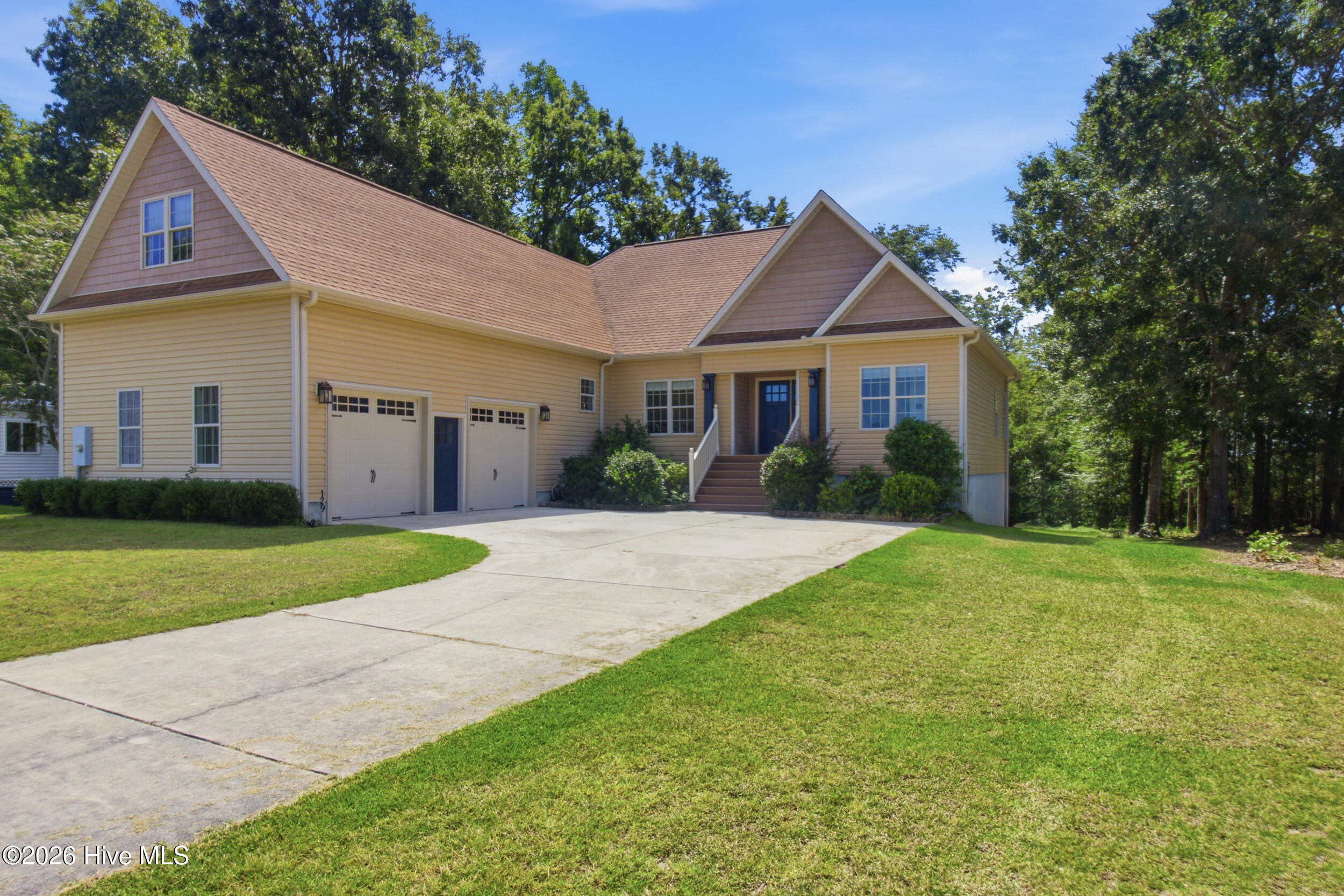 main property photo 81