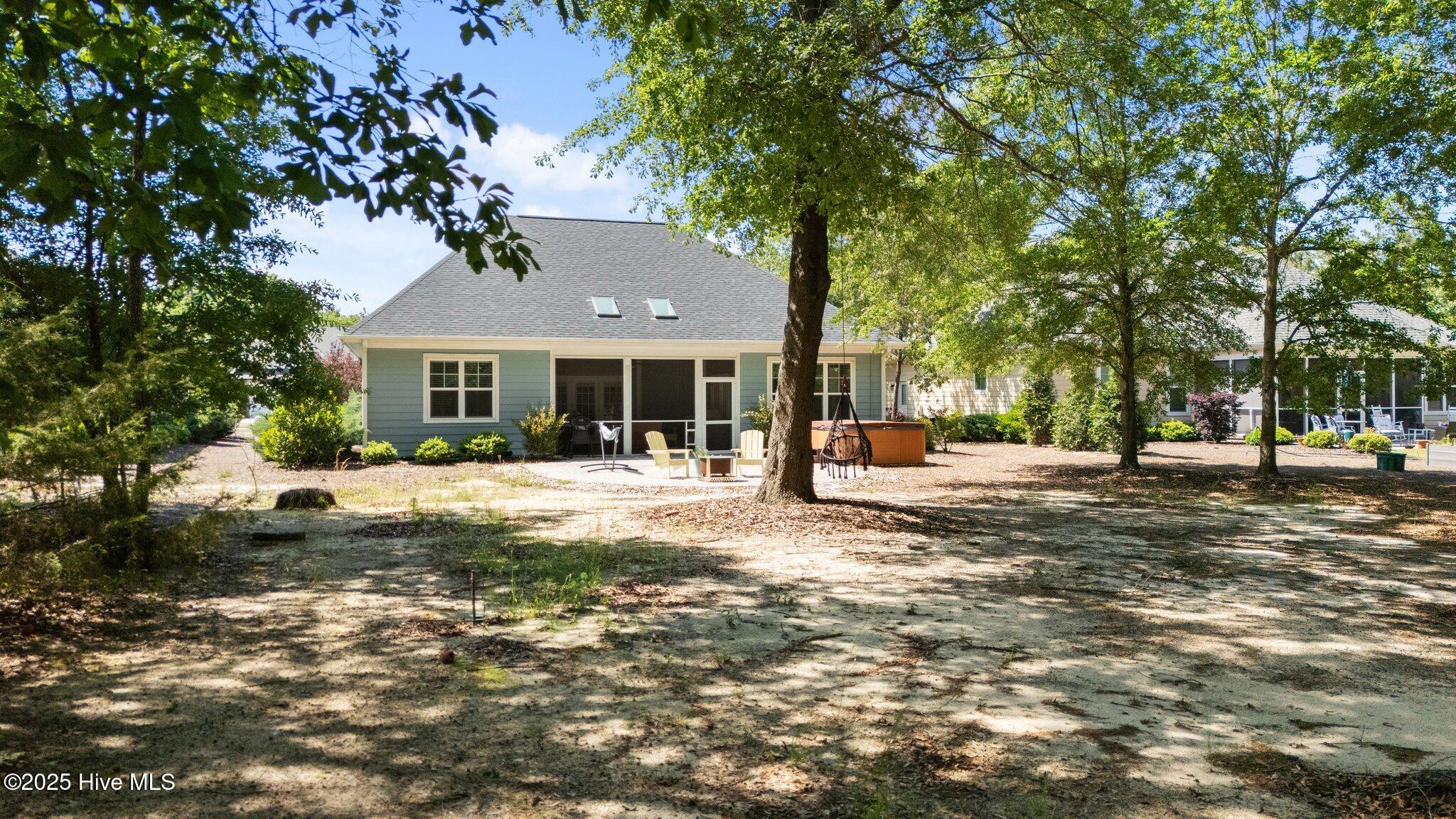 main property photo 37