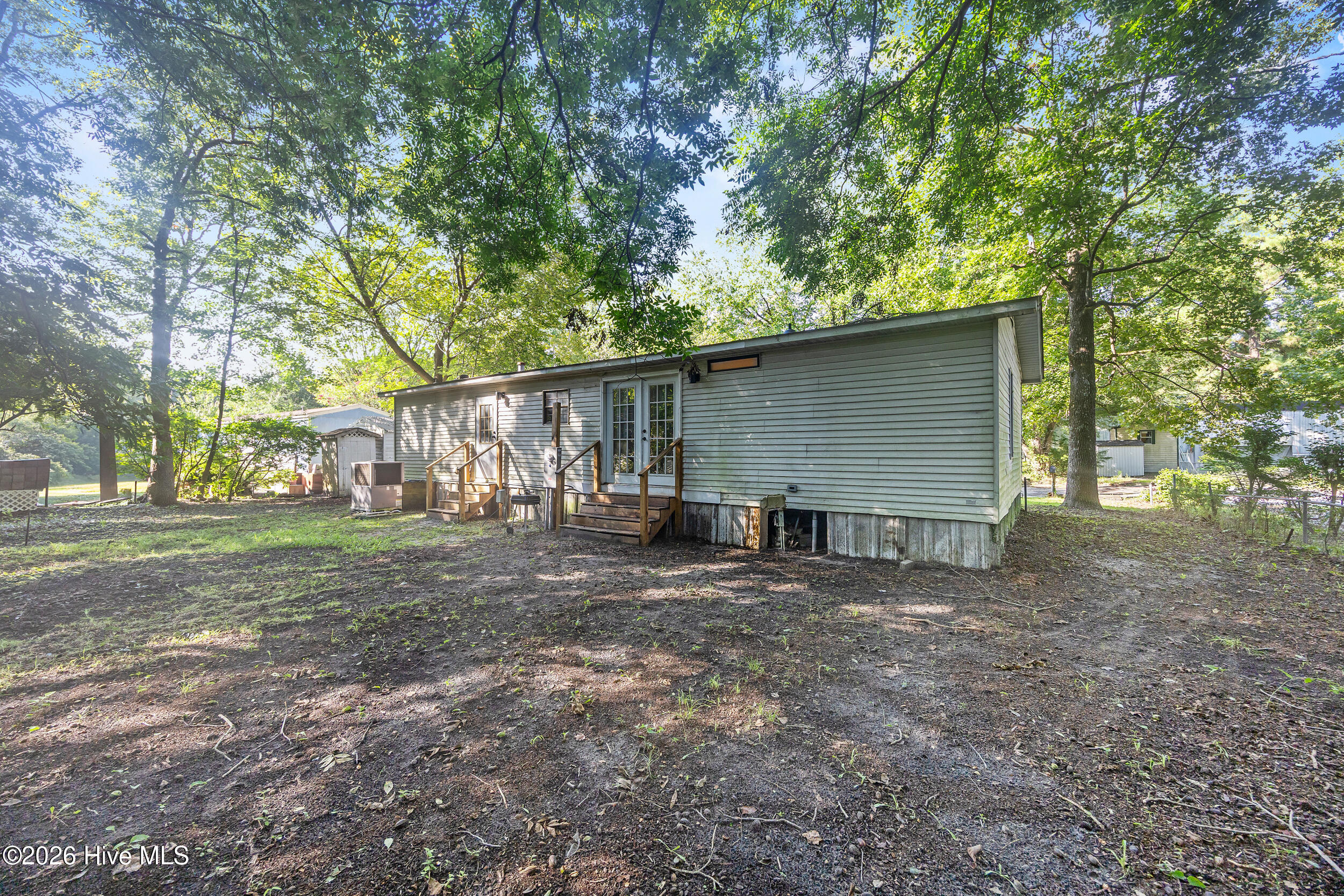 main property photo 22