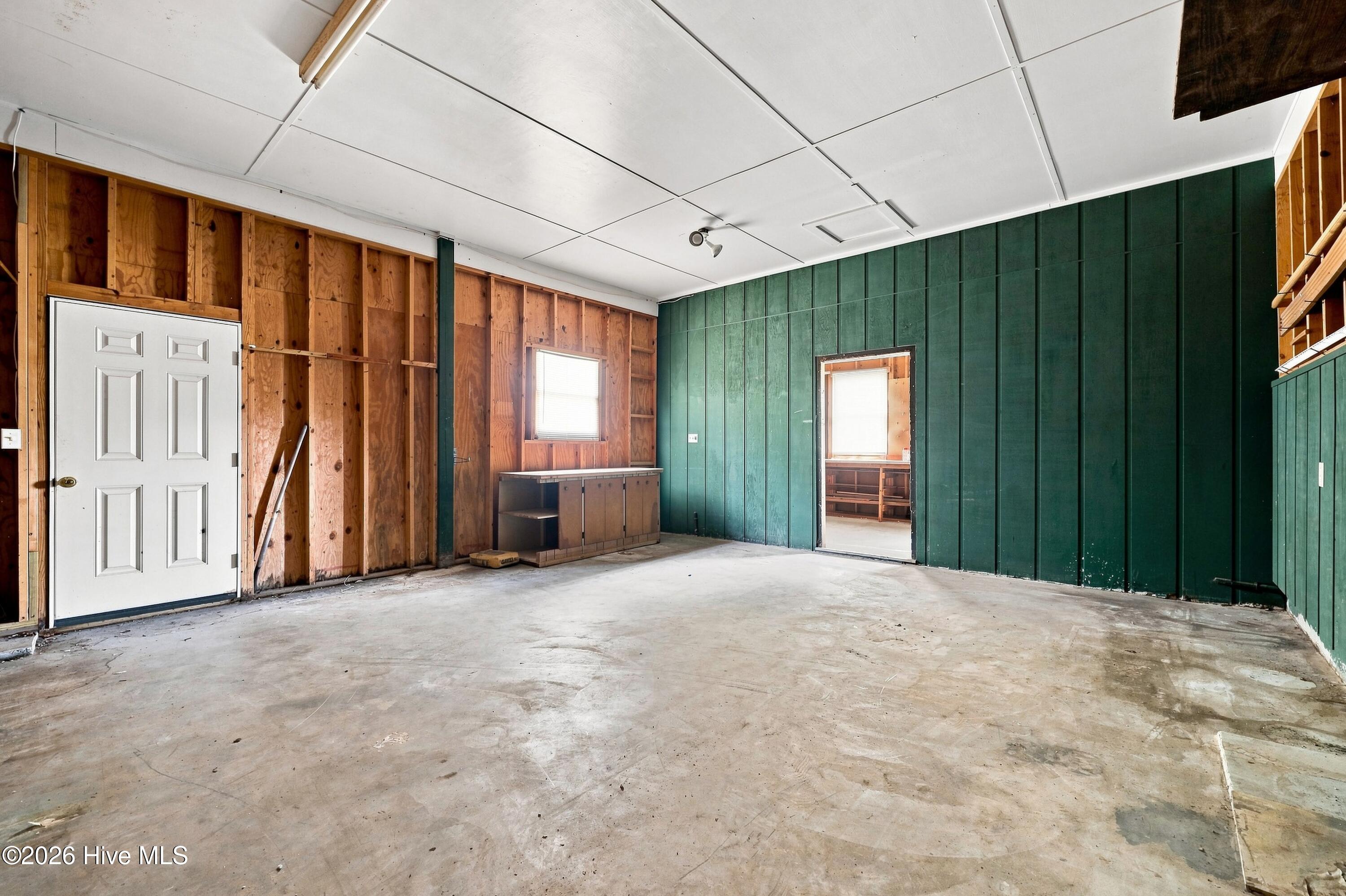 main property photo 48