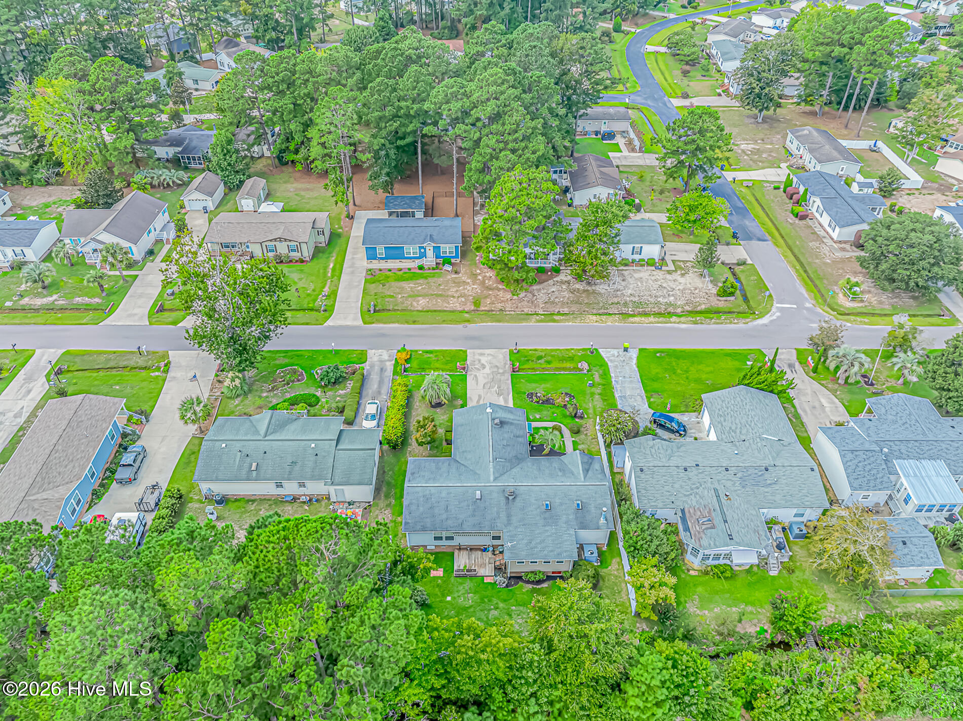 main property photo 36