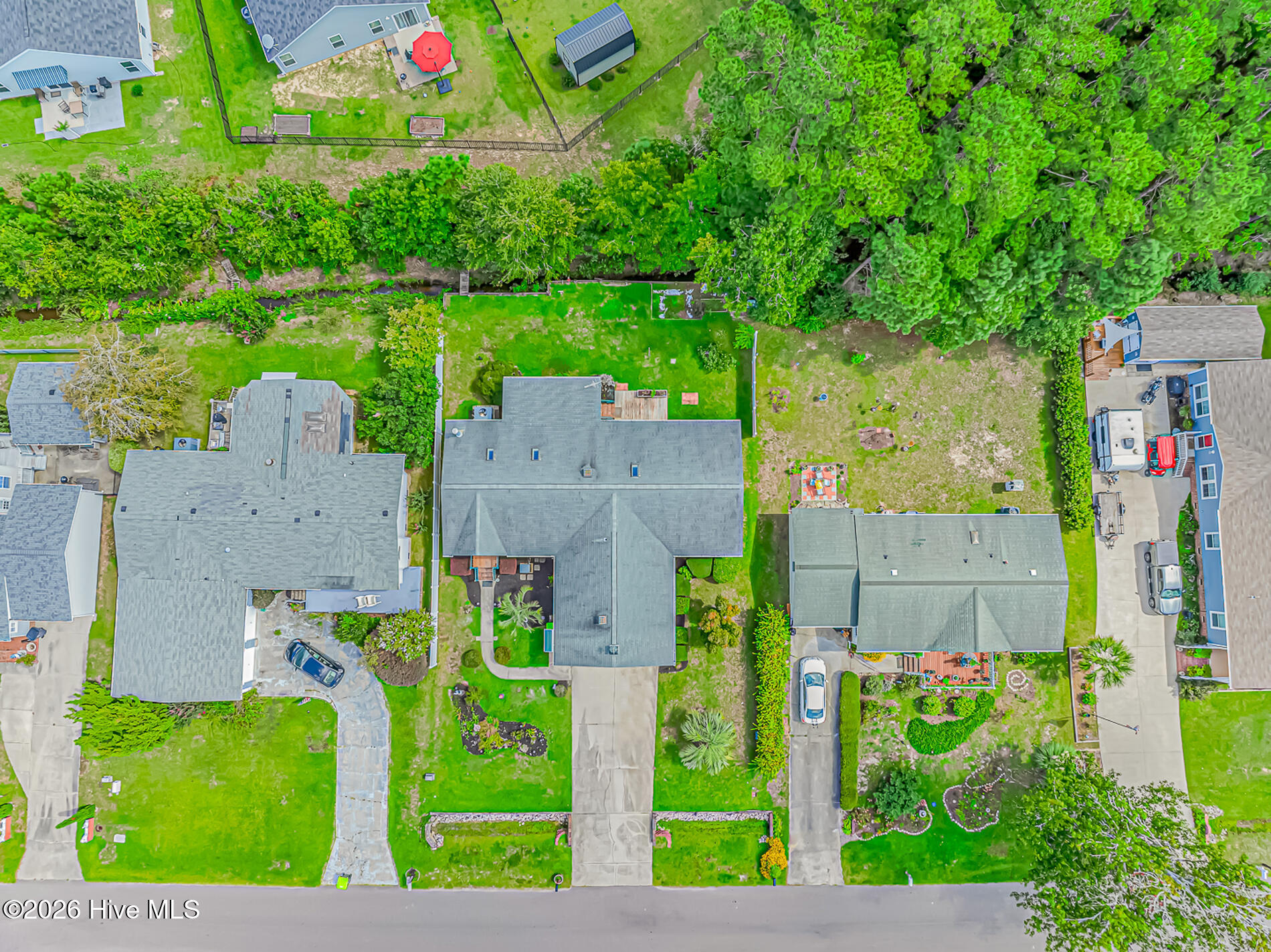 main property photo 38