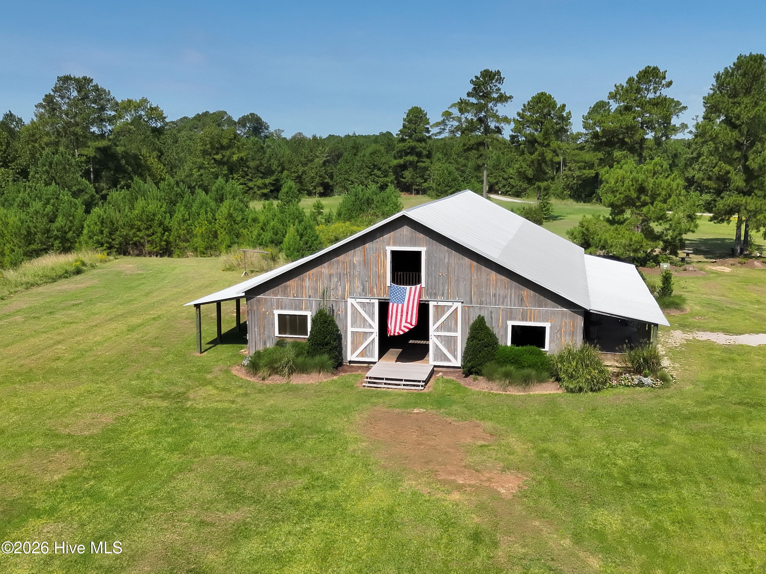 main property photo 15