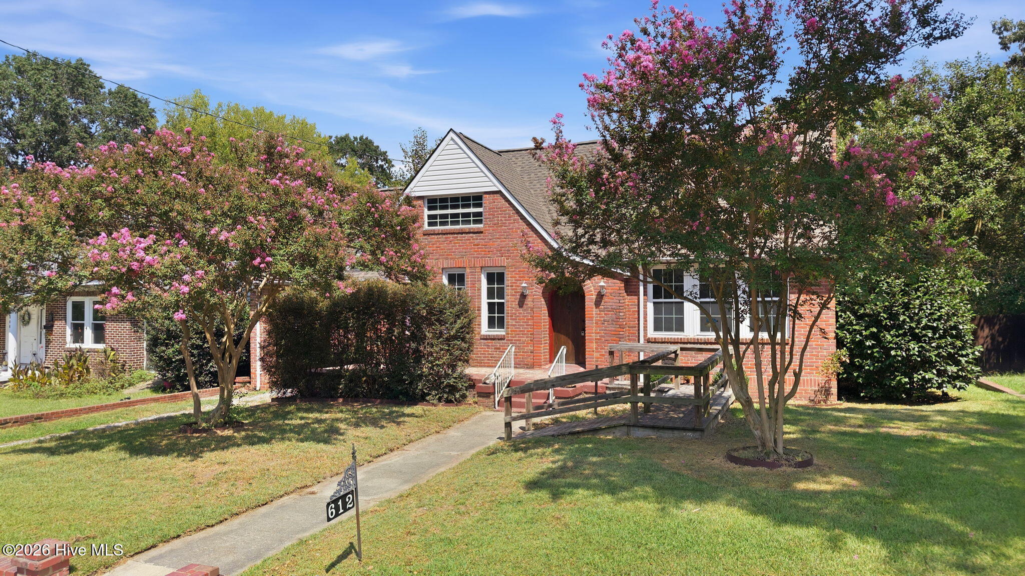 main property photo 3