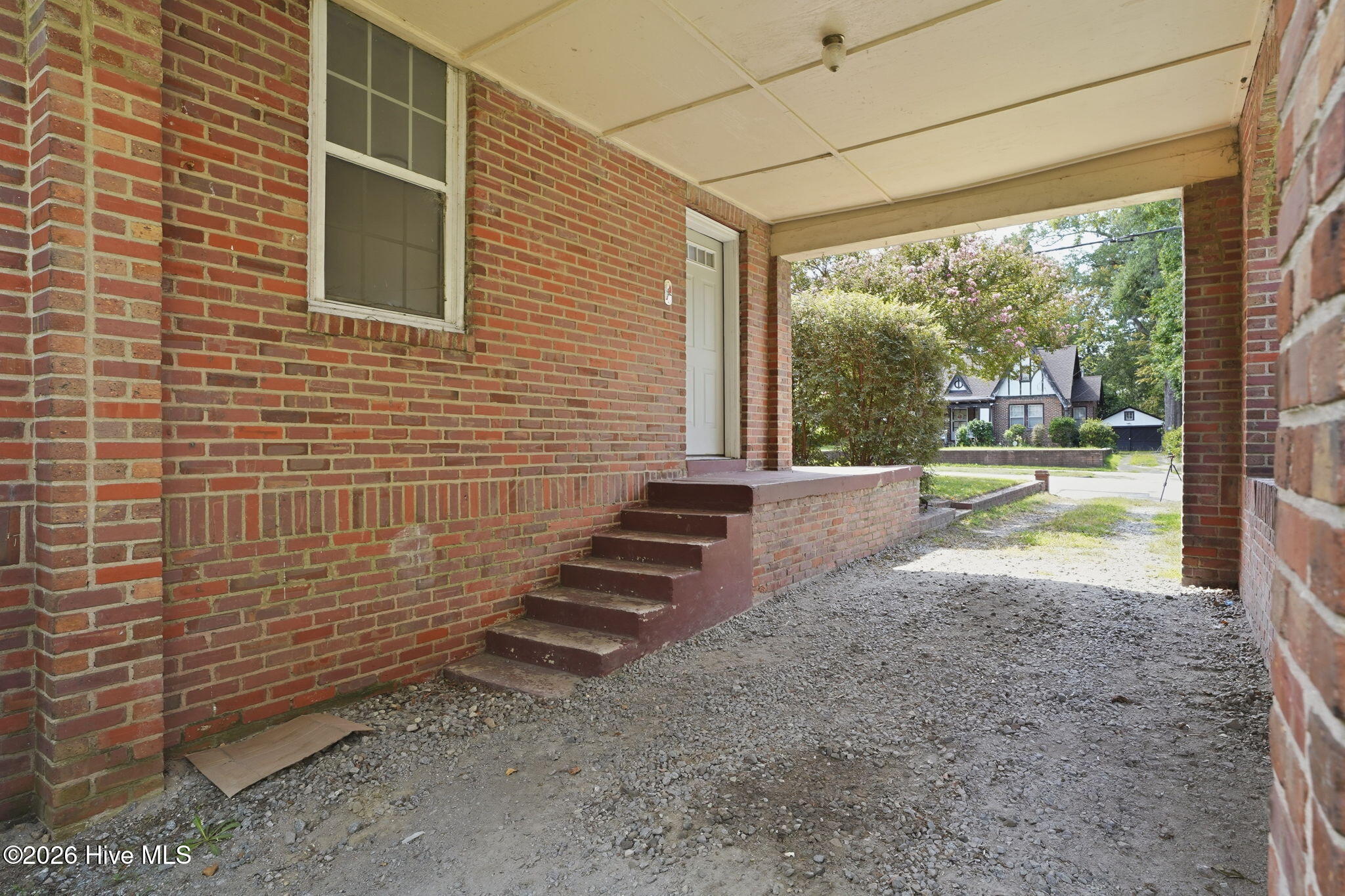 main property photo 50