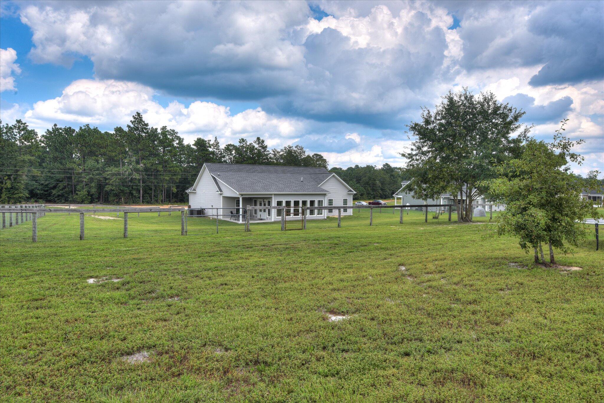main property photo 46