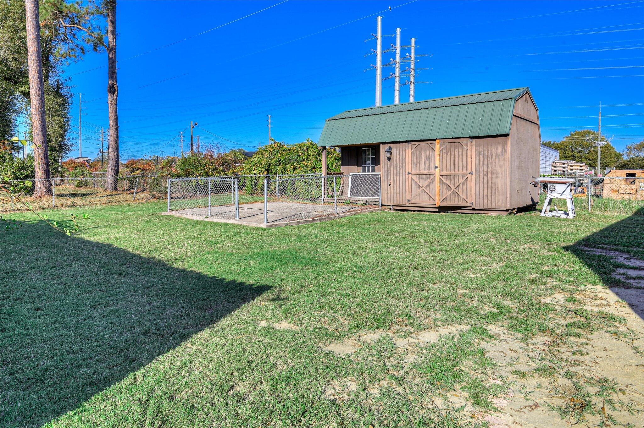 main property photo 38