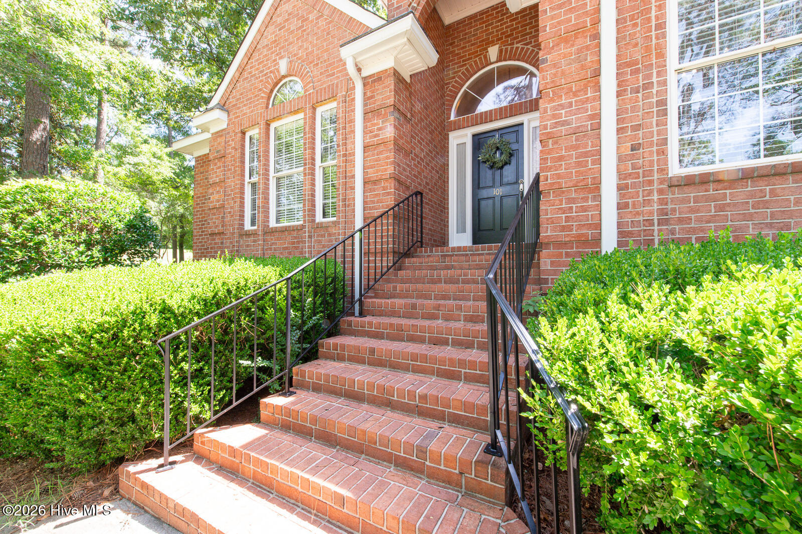 main property photo 27