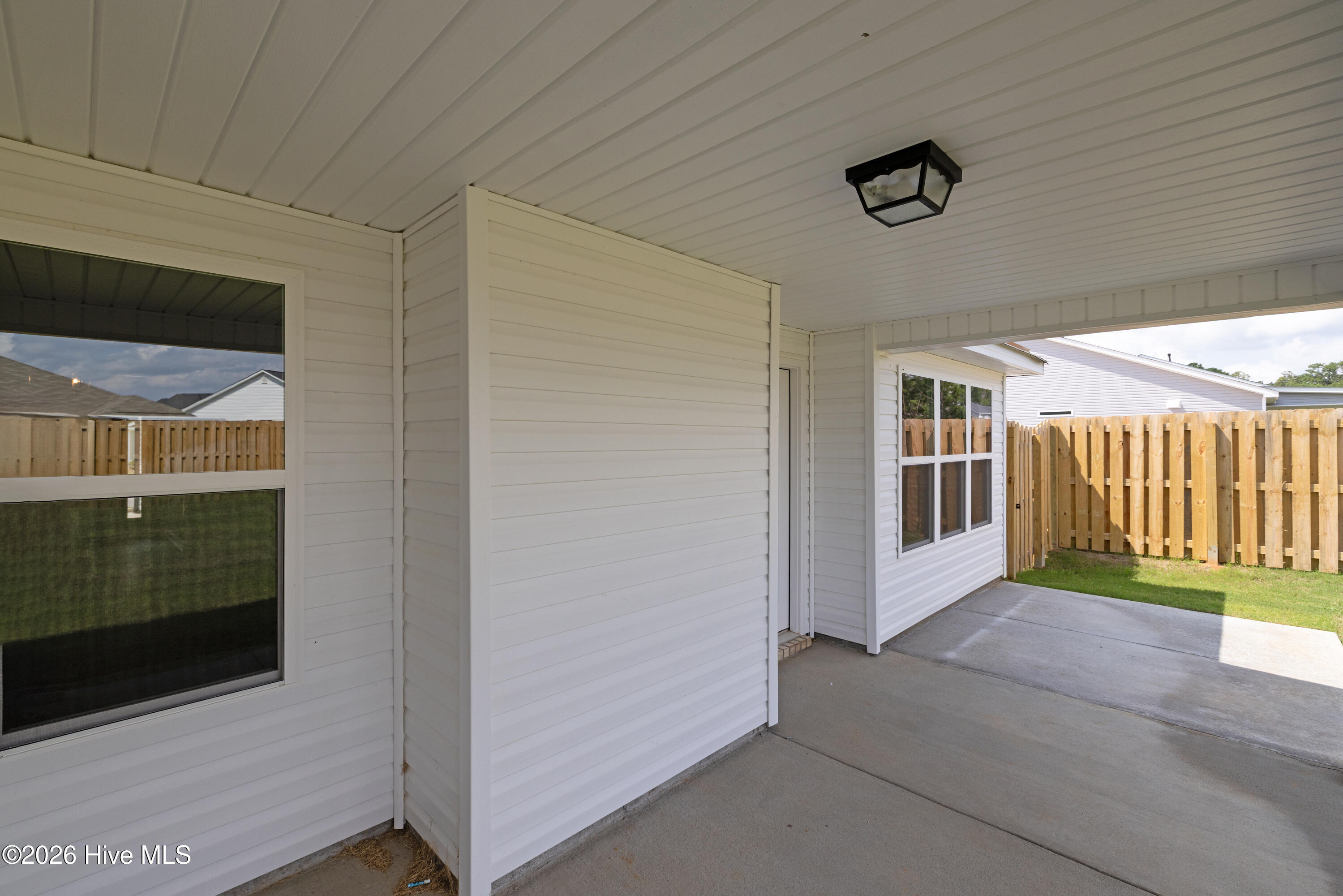main property photo 59