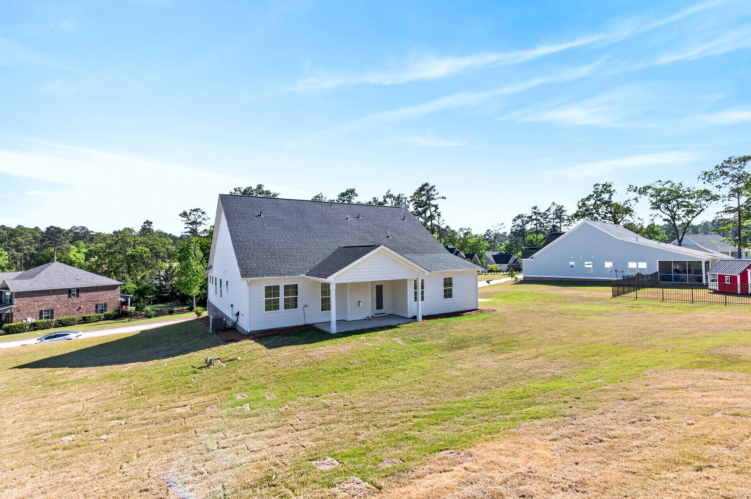 main property photo 9