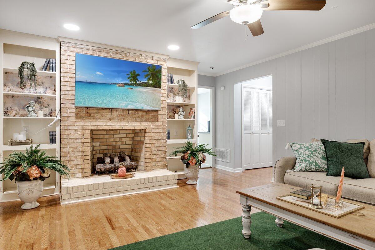 main property photo 19