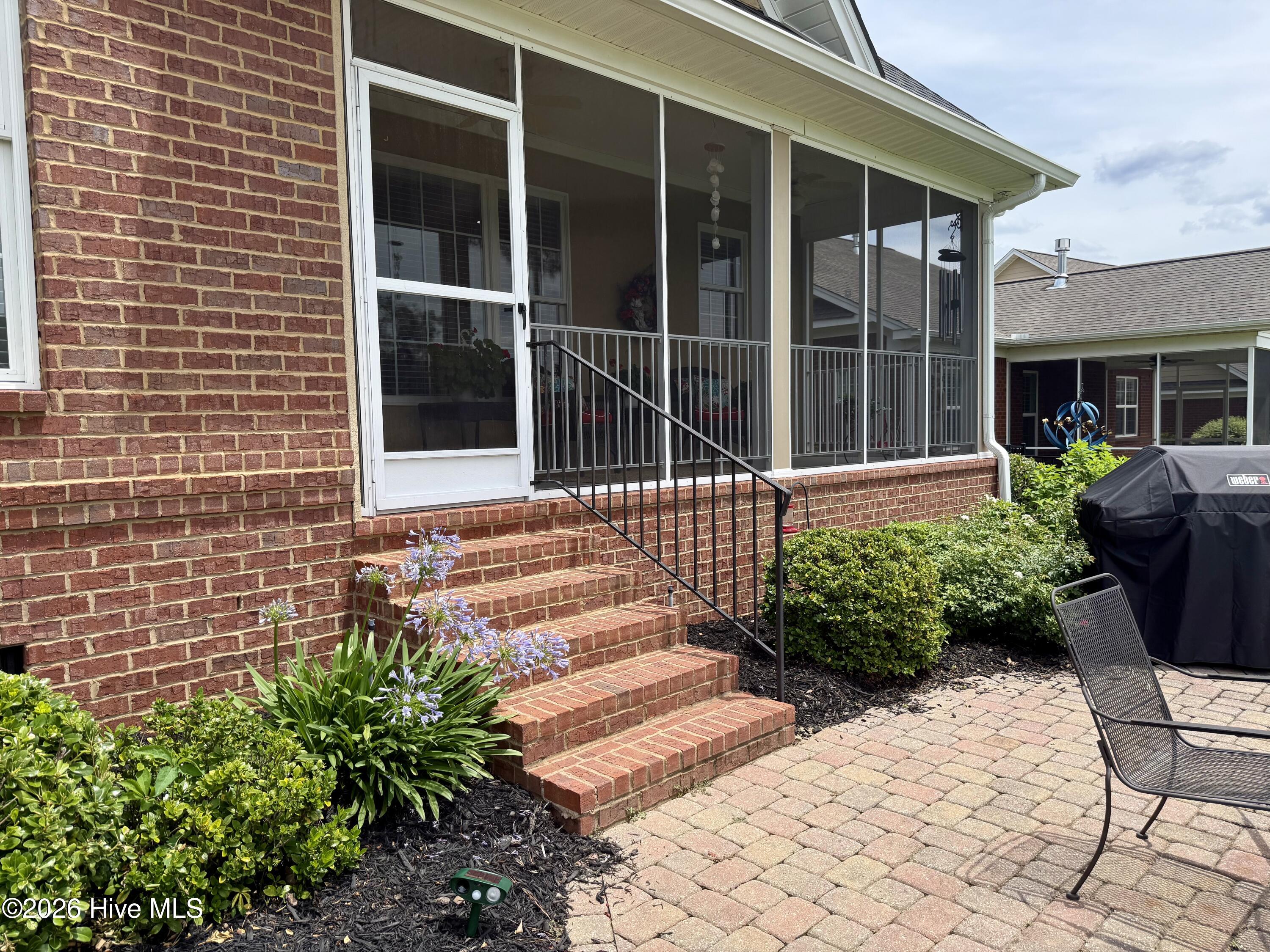 main property photo 39