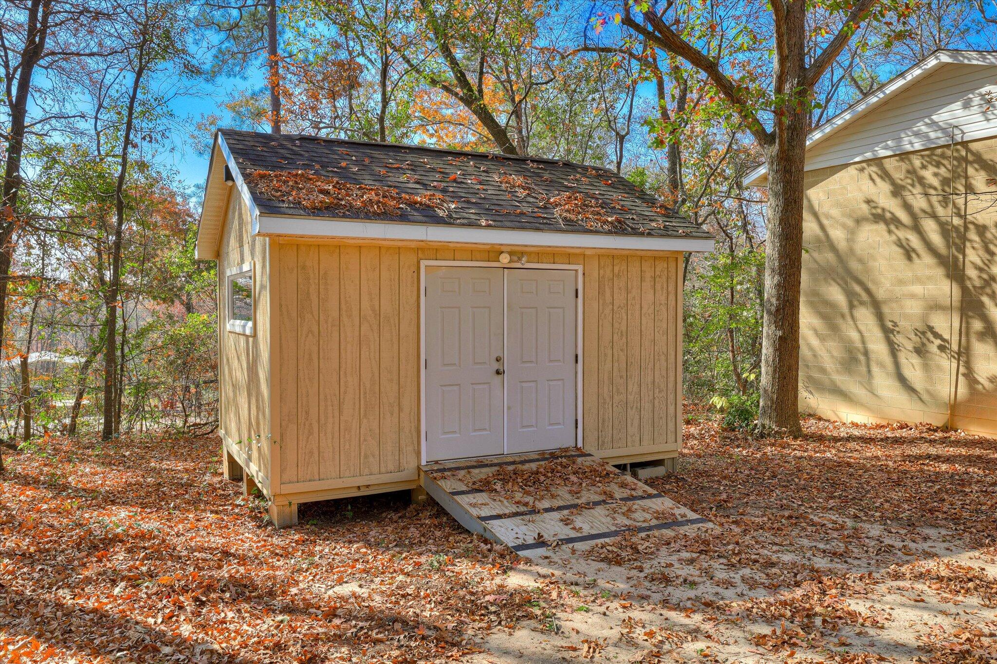 main property photo 44