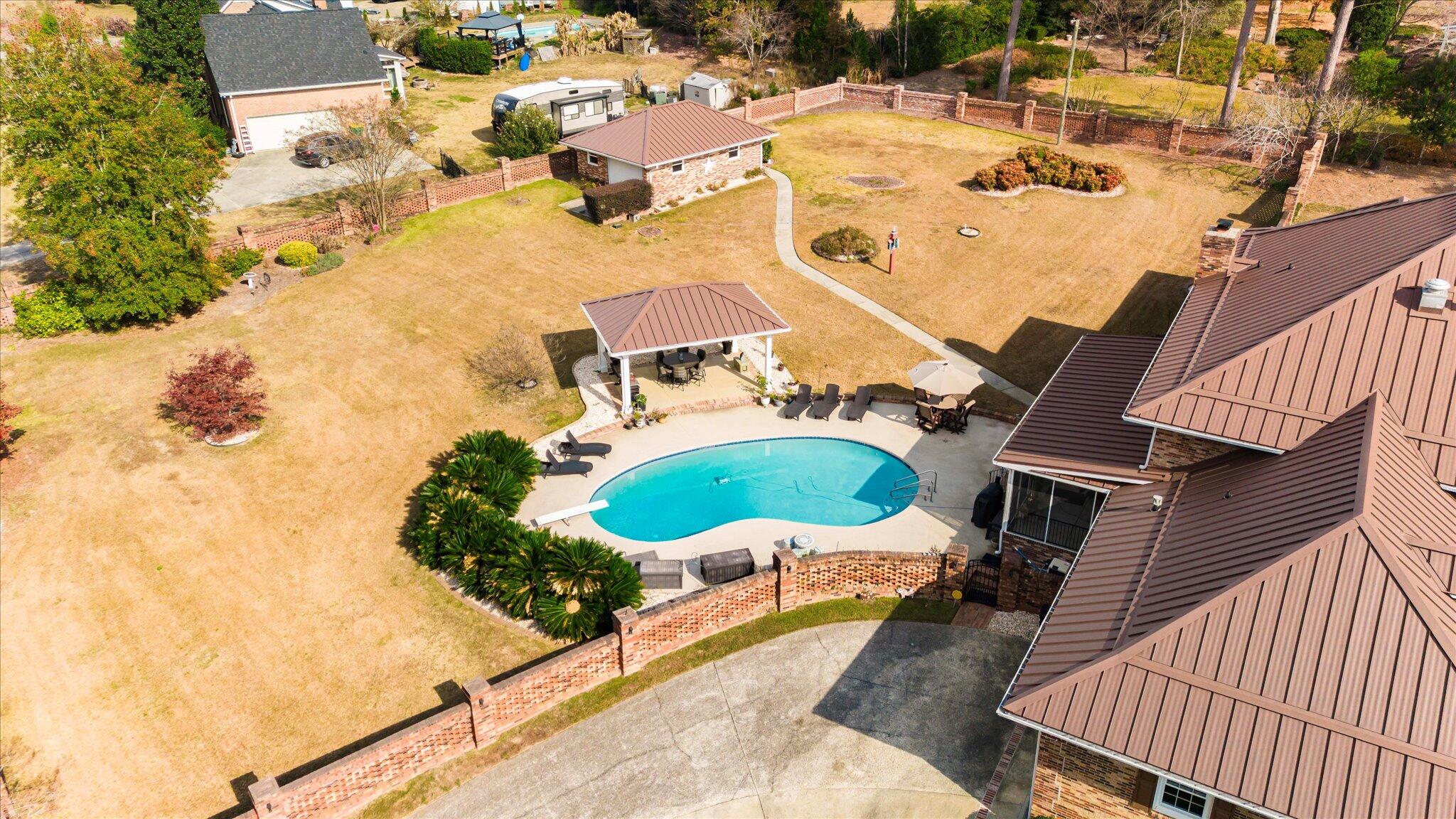 main property photo 57